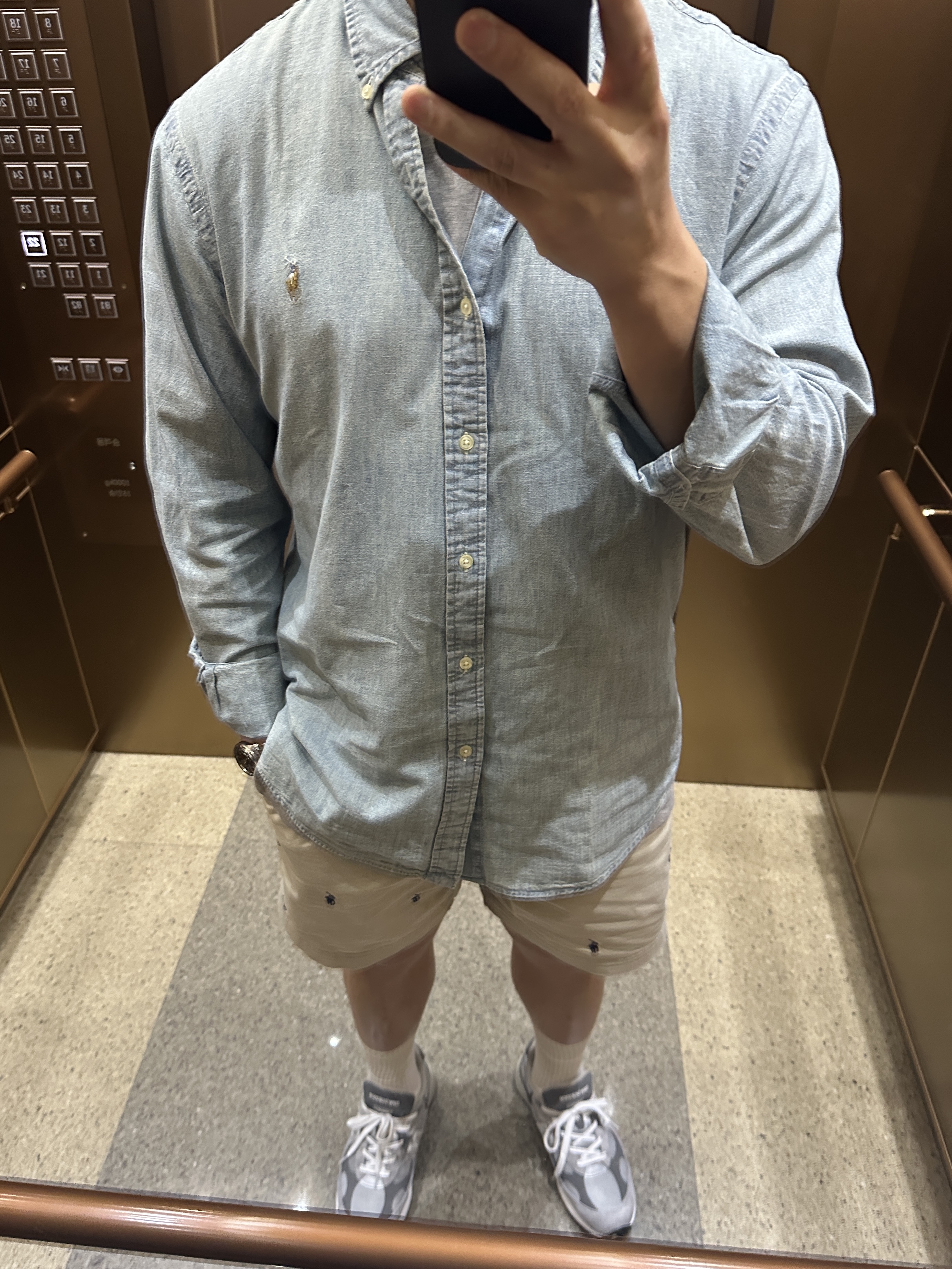 Polo Ralph Lauren Custom Fit Chambray Shirt Light Pastel Blue 착용 스타일