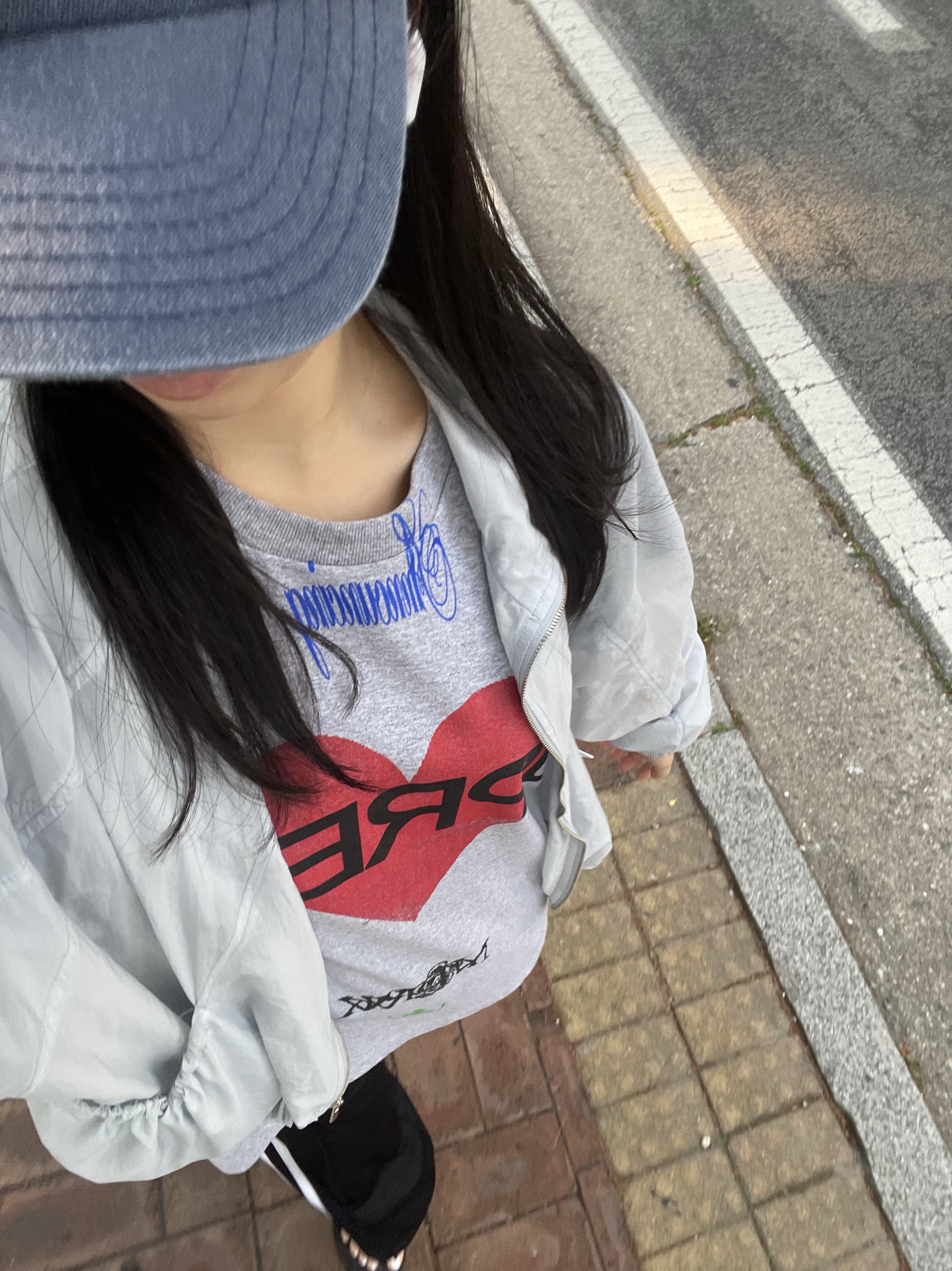 Supreme Announcing T-Shirt Heather Grey - 25SS 착용 스타일