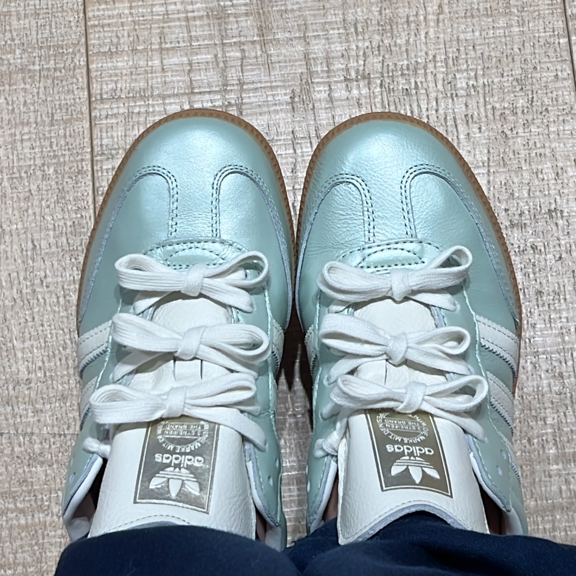 (W) Adidas Samba OG Linen Green Met Off White 착용 스타일