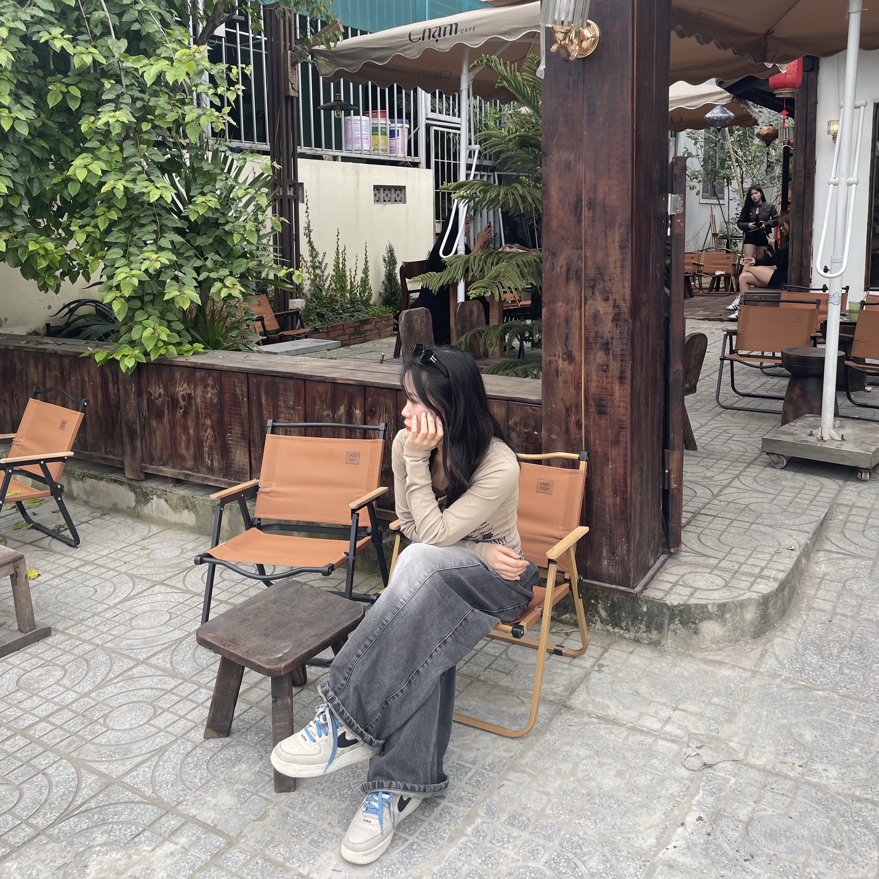 Nike Air Force 1 '07 QS LBJ 착용 스타일