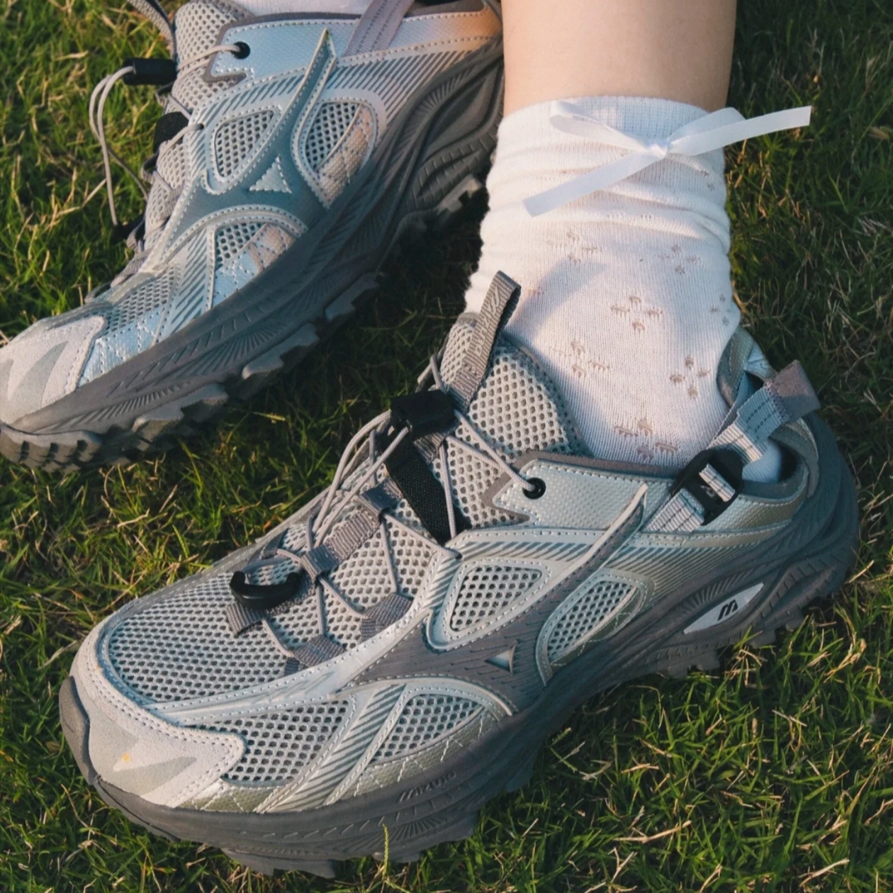 Mizuno Racer Trail SE Silver Grey 착용 스타일 - 1
