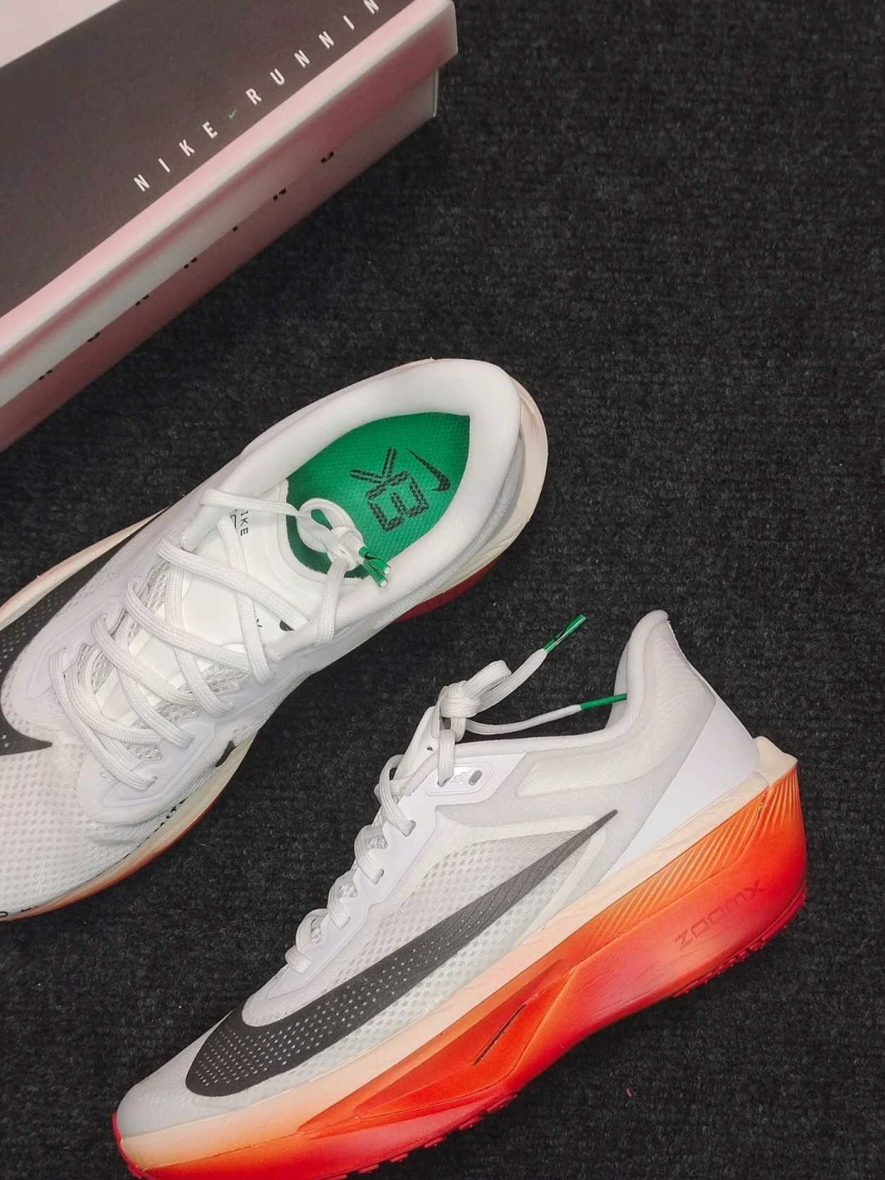 Nike Zoom Fly 6 Eliud Kipchoge 착용 스타일 - 4