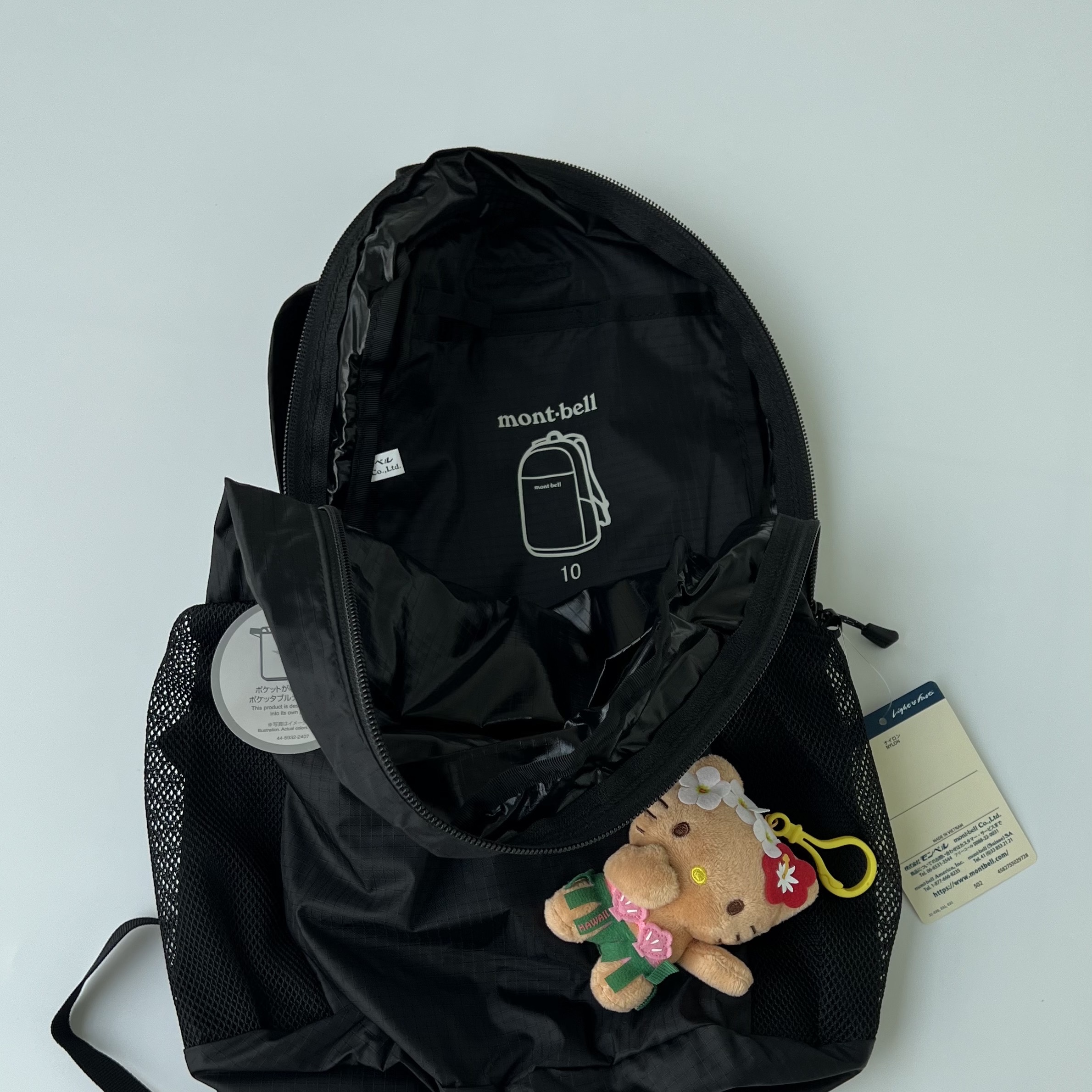 Montbell Pocketable Light Pack 10 Black, Montbell Pocketable Light Pack 10 Black 착용 스타일 - 3