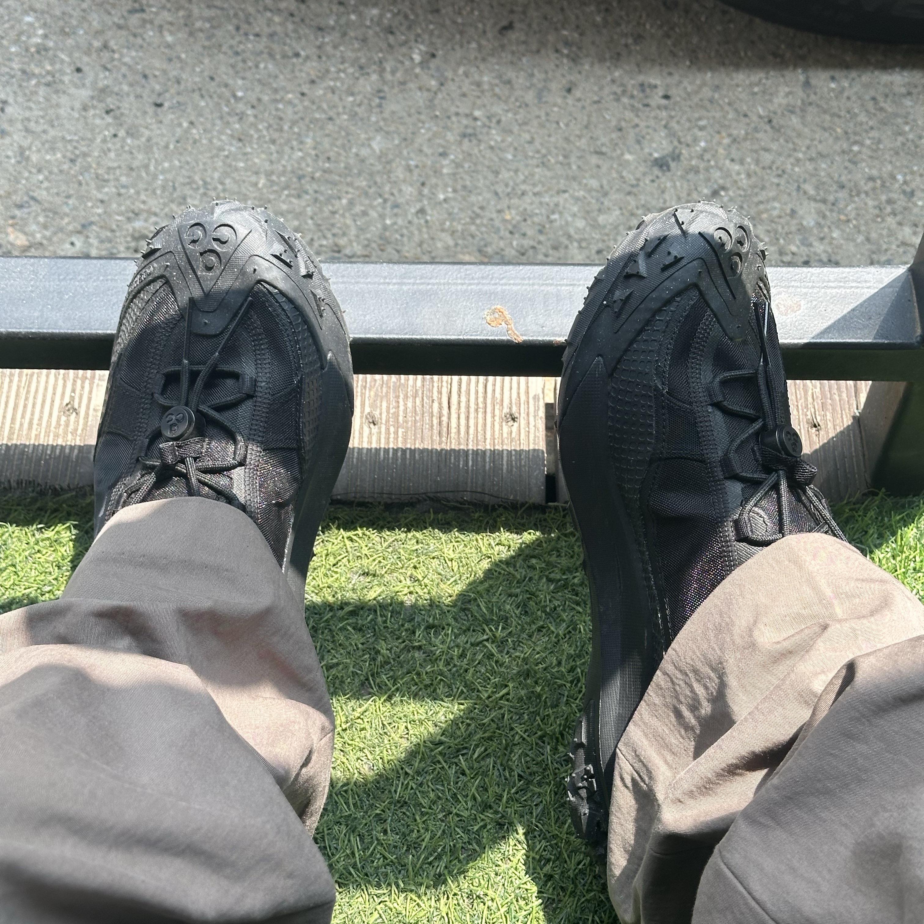 Nike ACG Mountain Fly 2 Low Black 착용 스타일