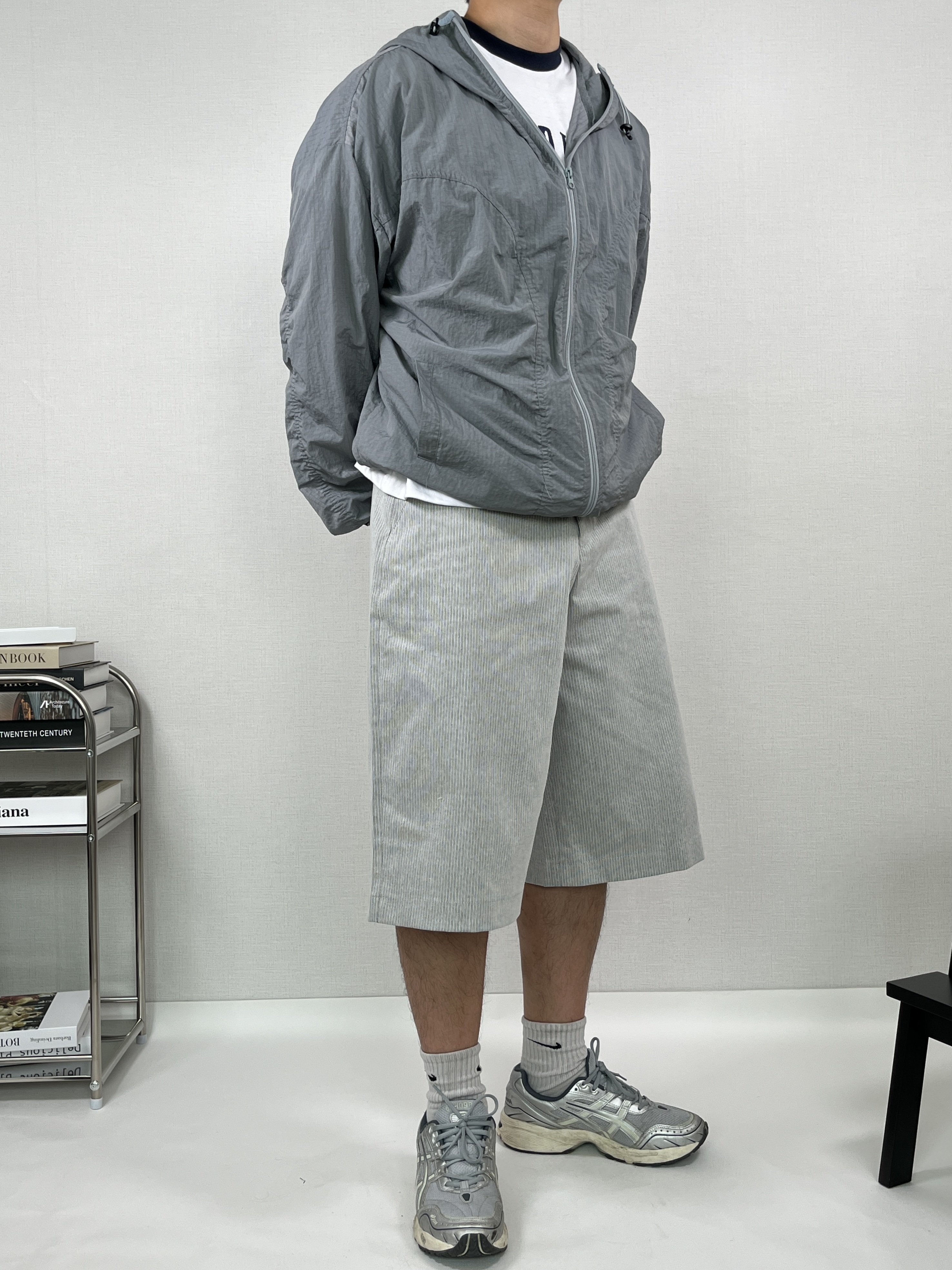 Asics Gel-1090 Piedmont Grey 착용 스타일 - 2