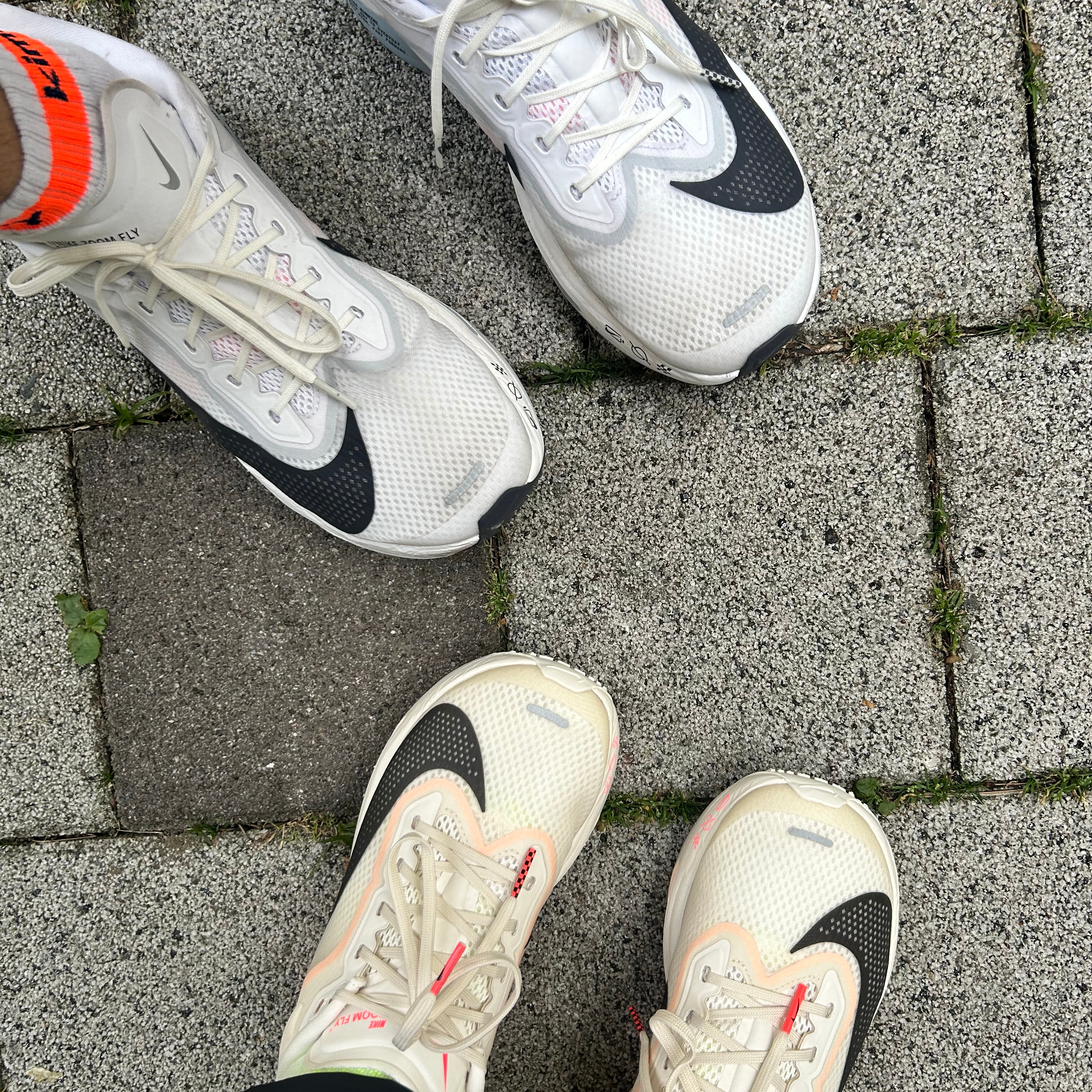 (W) Nike Zoom Fly 6 Pale Ivory Crimson Tint 착용 스타일