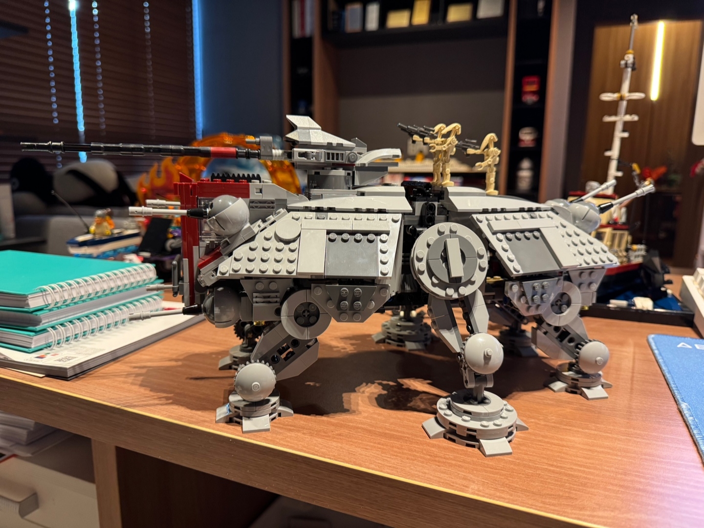 Lego Star Wars AT-TE Walker 착용 스타일