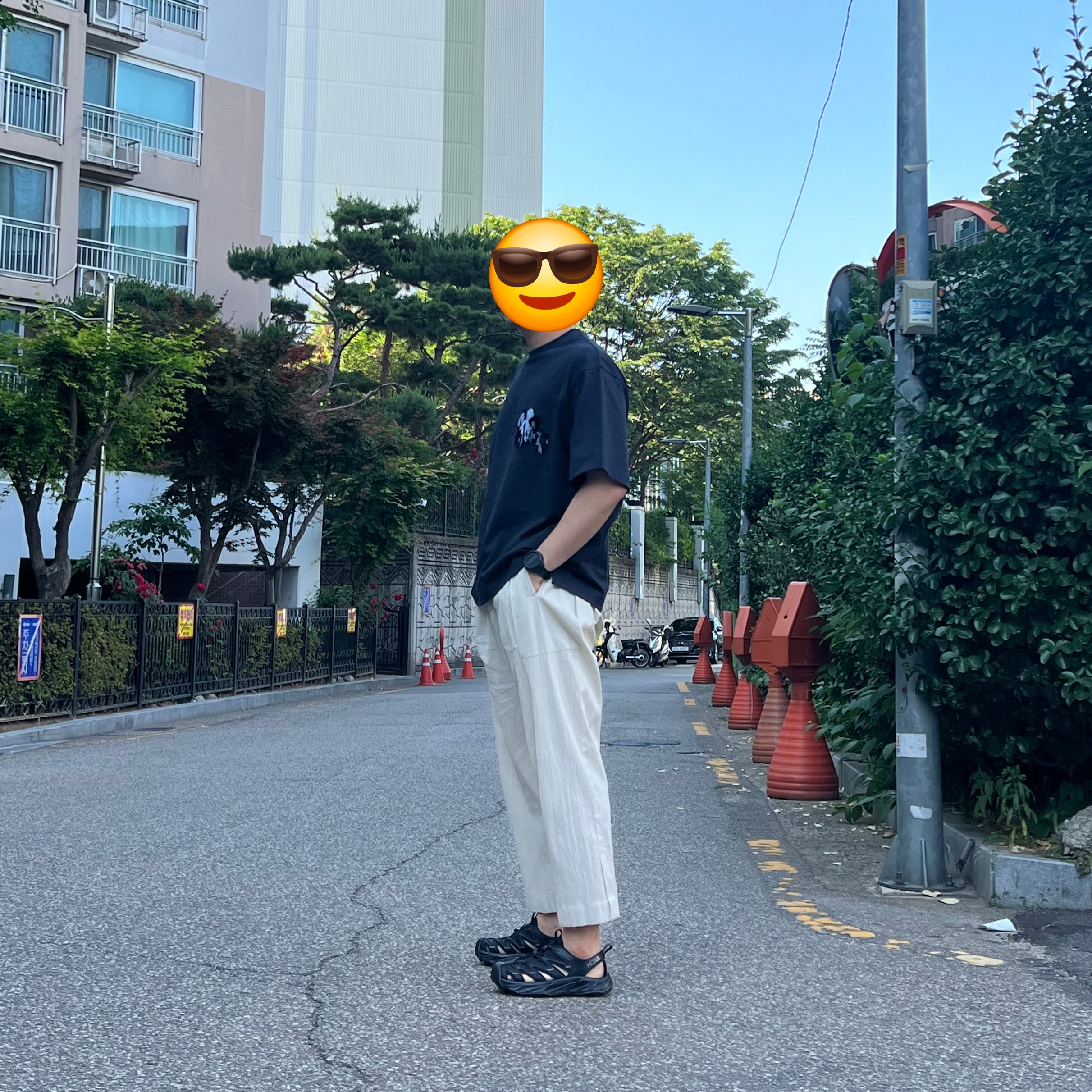 Hoka Hopara Black Castle Rock 착용 스타일