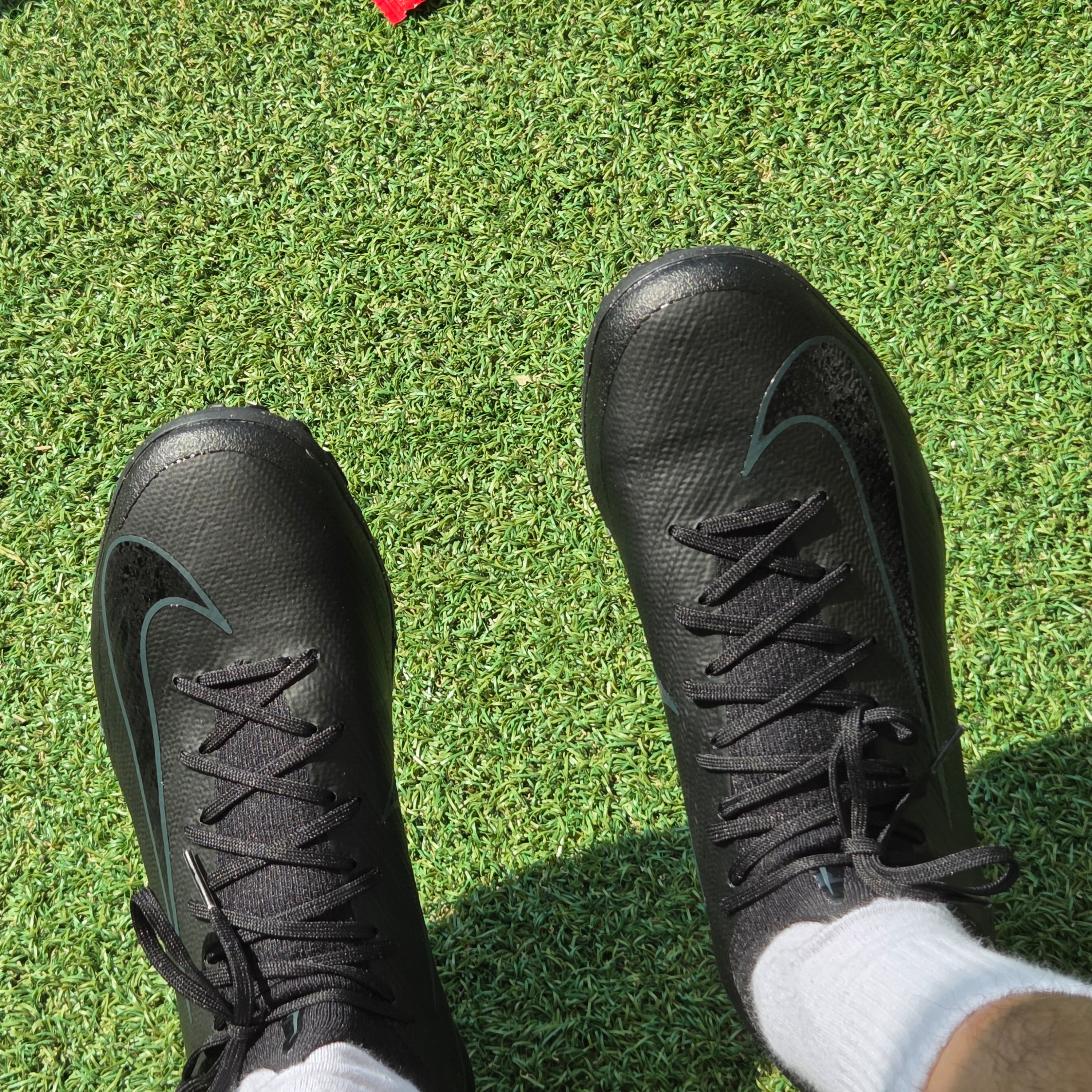 Nike Mercurial Vapor 16 Pro TF Black Deep Jungle 착용 스타일