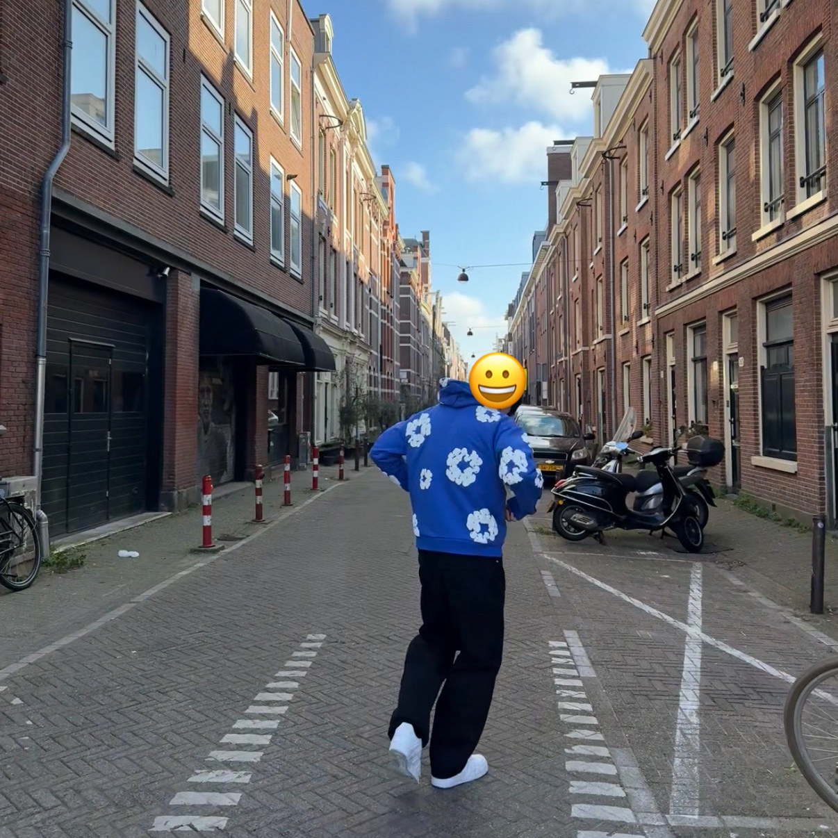 Denim Tears The Cotton Wreath Sweatshirt Royal Blue, Supreme Big Logo Beanie Black 착용 스타일 - 2