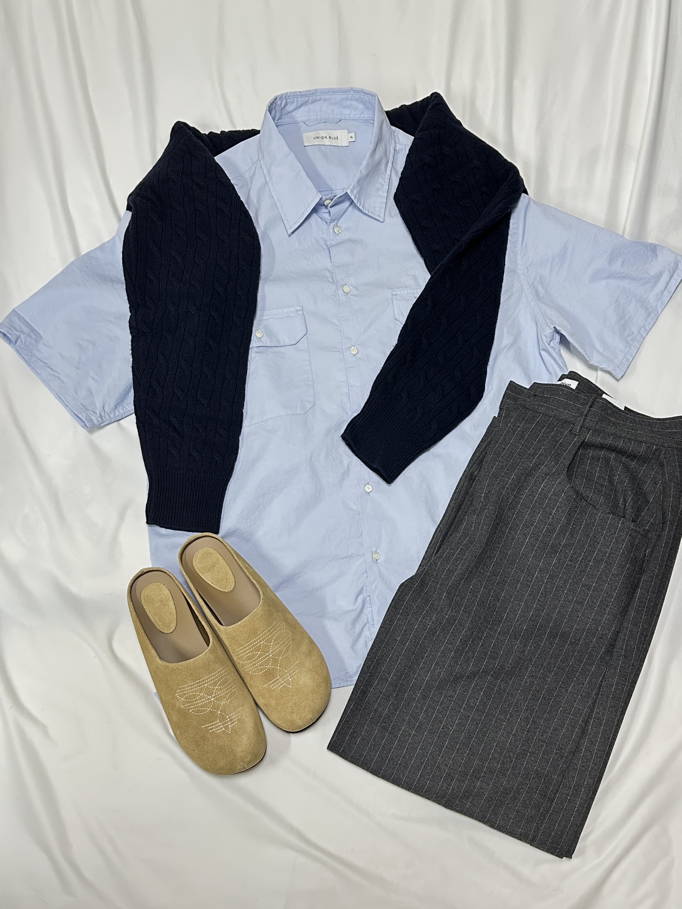 Millo Archive Reflect Stripe Pants Gray 착용 스타일