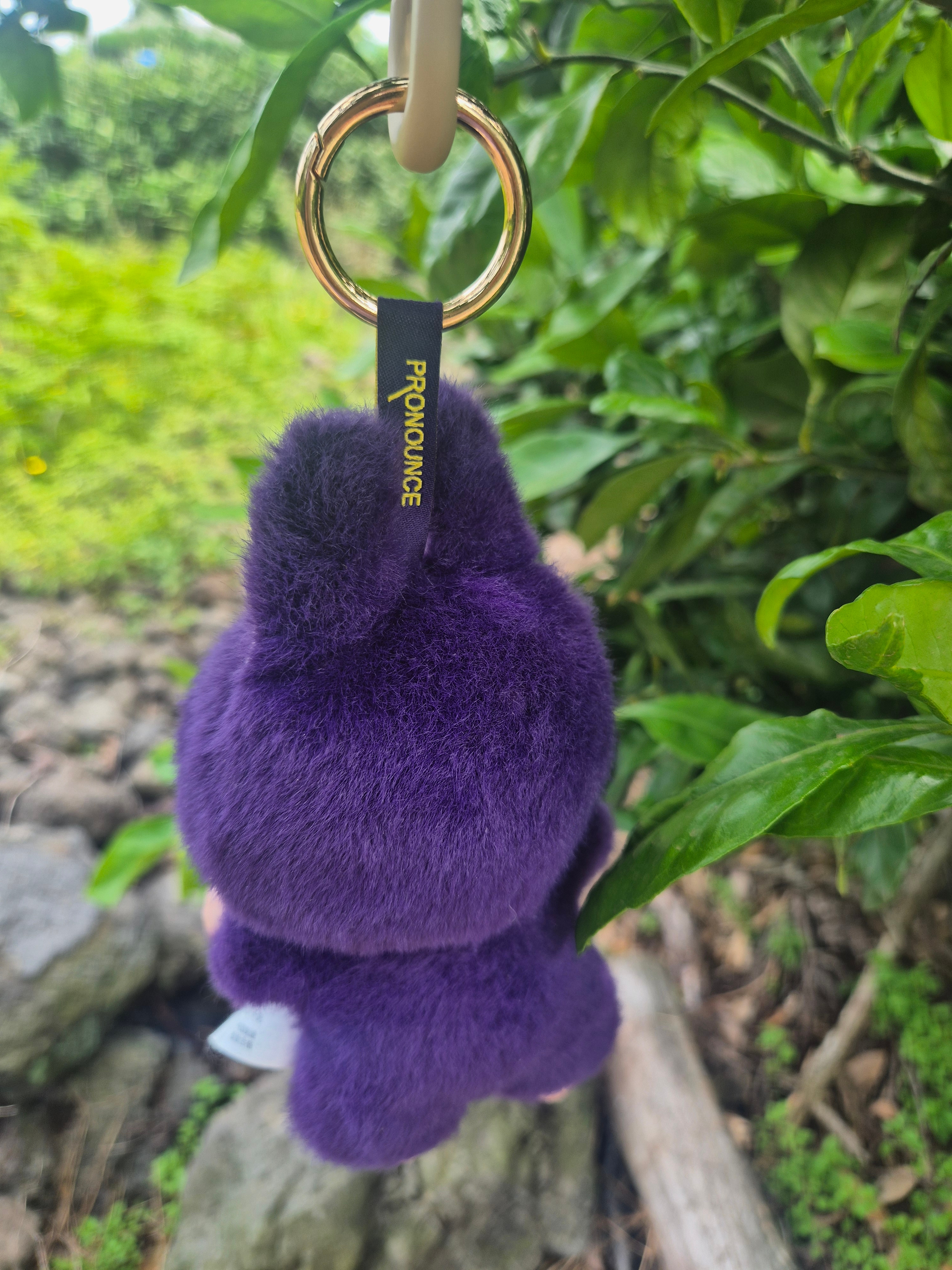 Pop Mart Labubu x Pronounce Lucky Fairy Toy Keyring, Human Made Carabiner 70mm Beige 착용 스타일