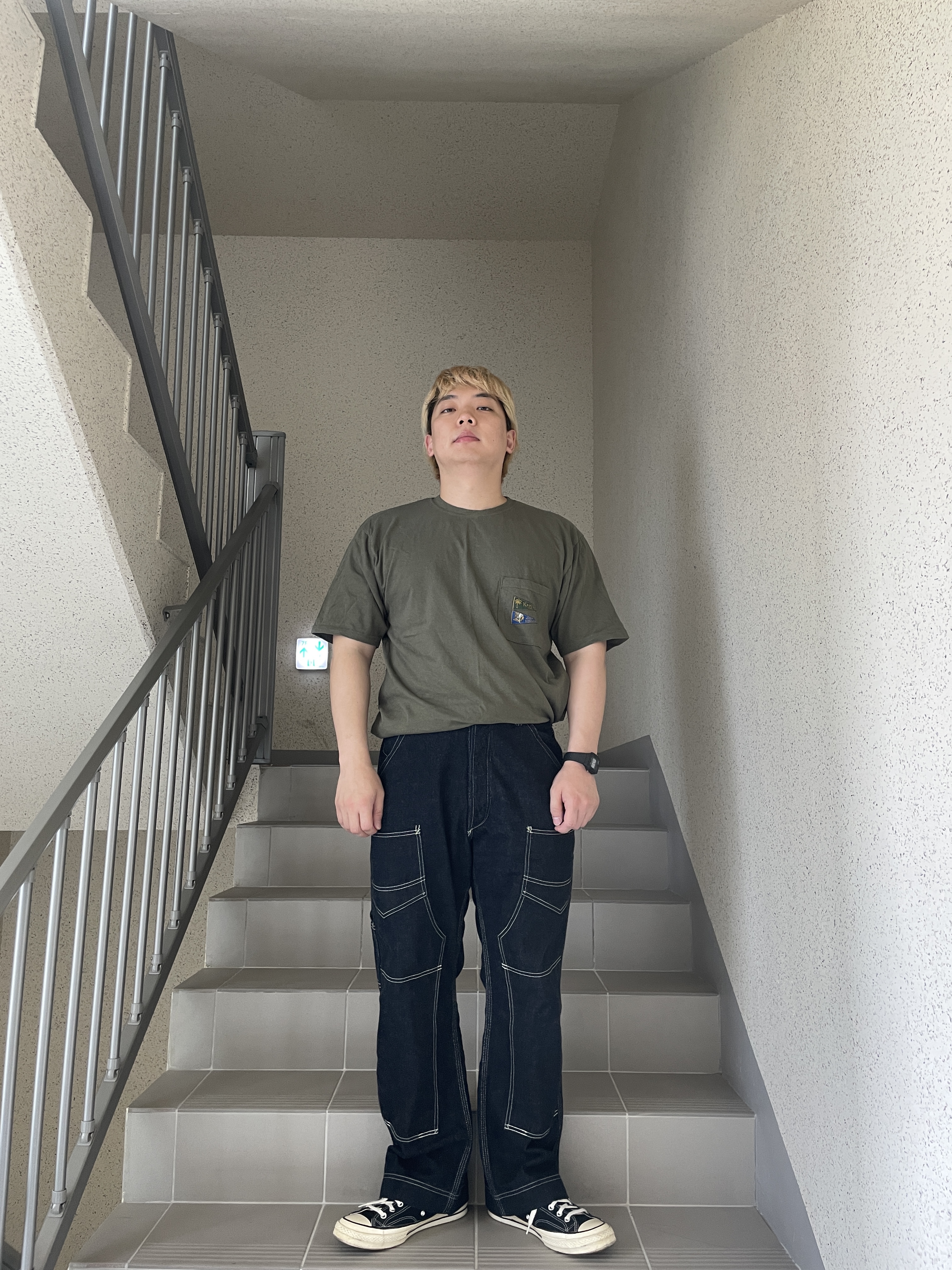 Converse Chuck 70 Ox Black - Standard, Kapital 20 Jersey Pennant T-Shirt 4 Flags Khaki 착용 스타일 - 3