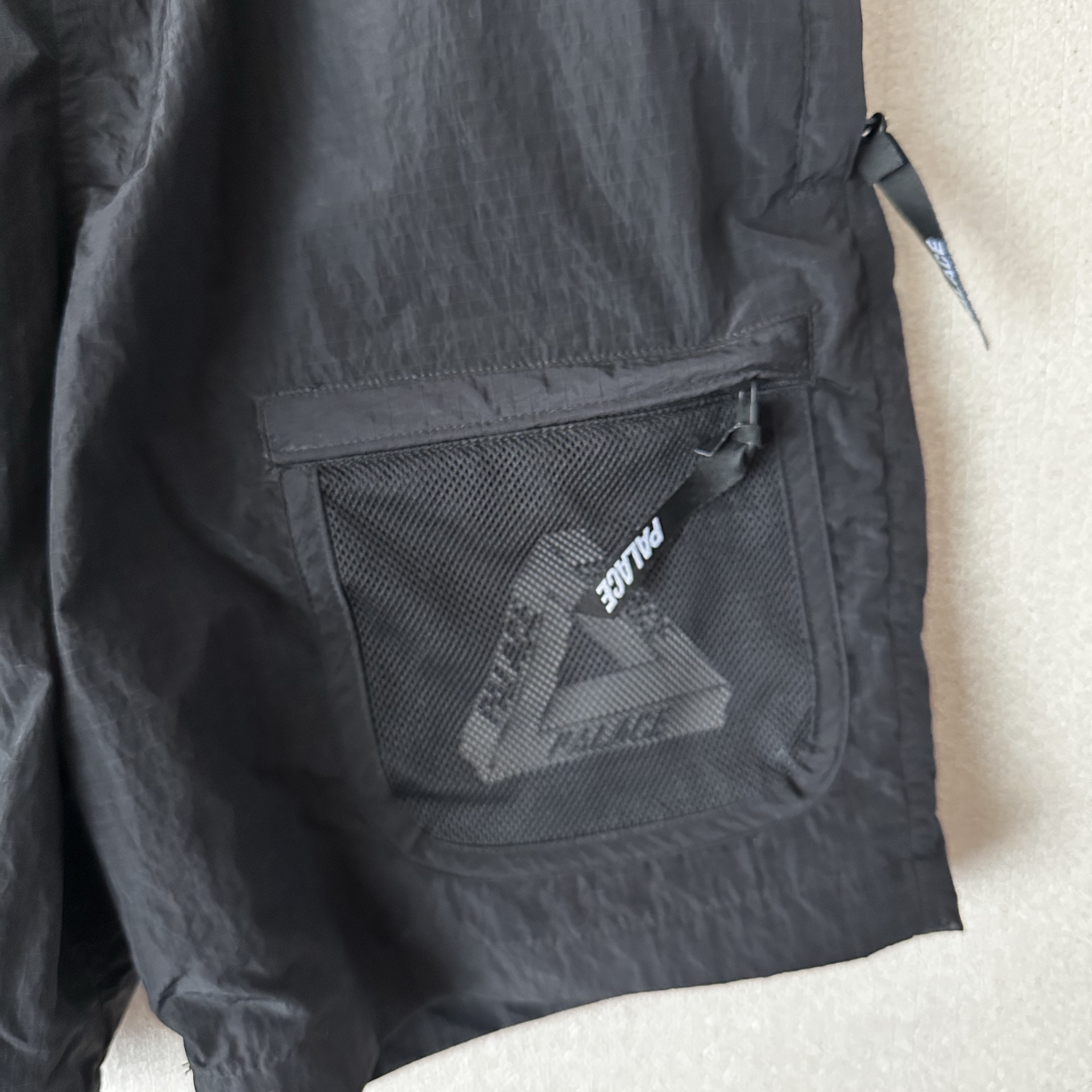 Palace Cripstop Grid Shorts Black - 22SS 착용 스타일 - 4