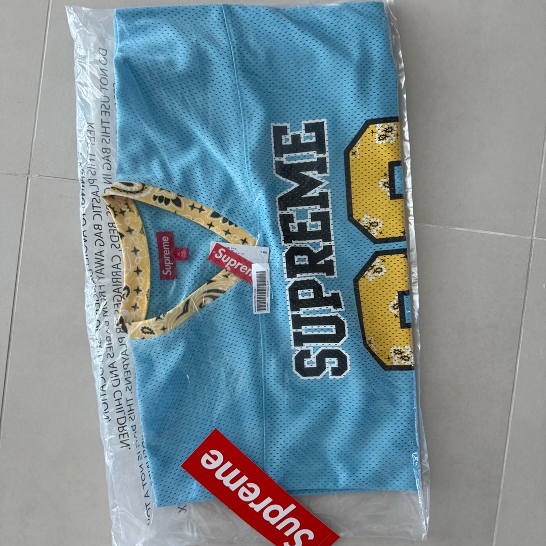Supreme Bandana Football Jersey Blue - 25SS 착용 스타일