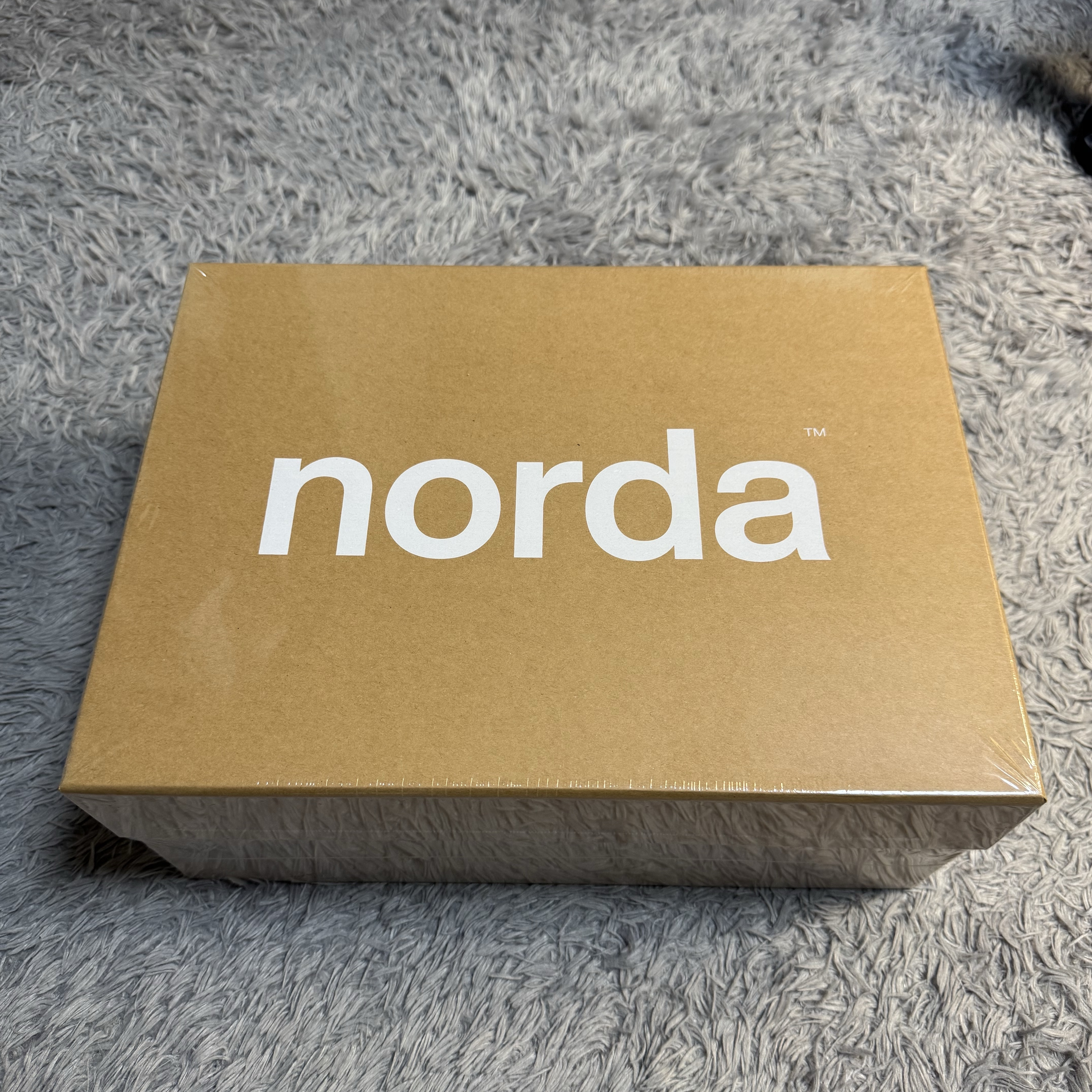 Norda 001/A Cinder 착용 스타일 - 1