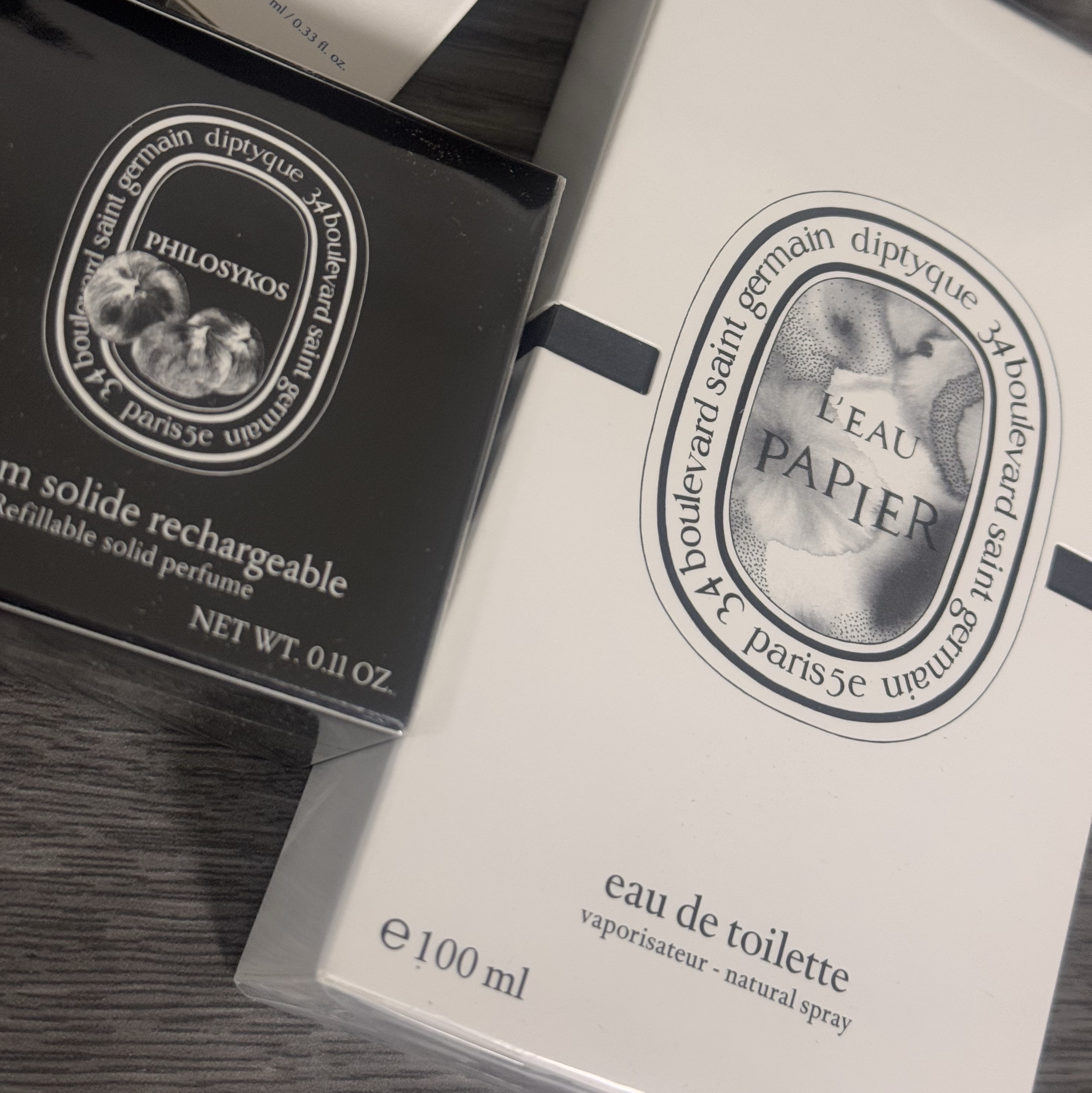 Diptyque Fleur De Peau Eau De Parfum 75ml, Diptyque L'eau Papier Eau De Toilette 100ml 착용 스타일 - 2