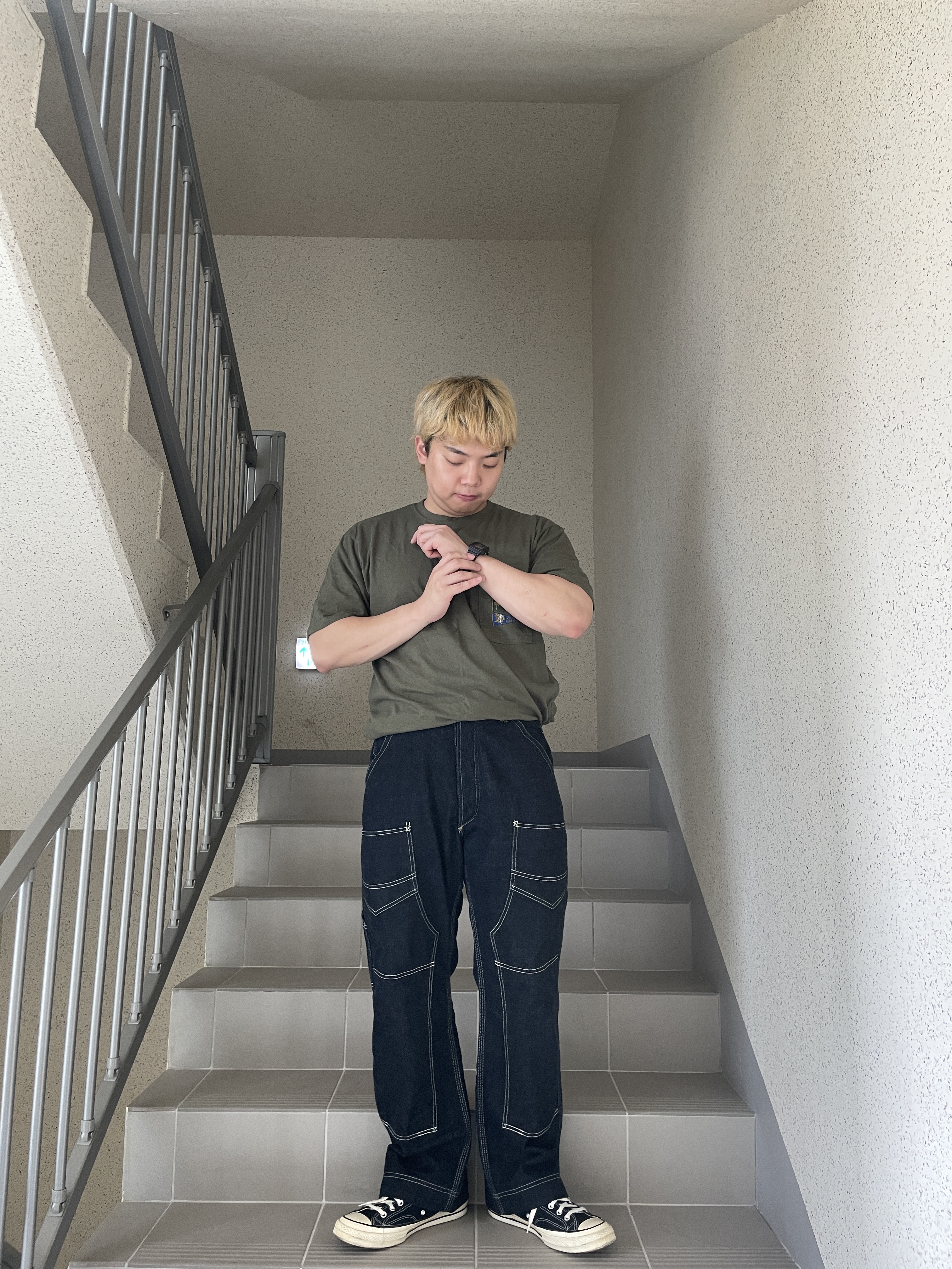 Converse Chuck 70 Ox Black - Standard, Kapital 20 Jersey Pennant T-Shirt 4 Flags Khaki 착용 스타일 - 5