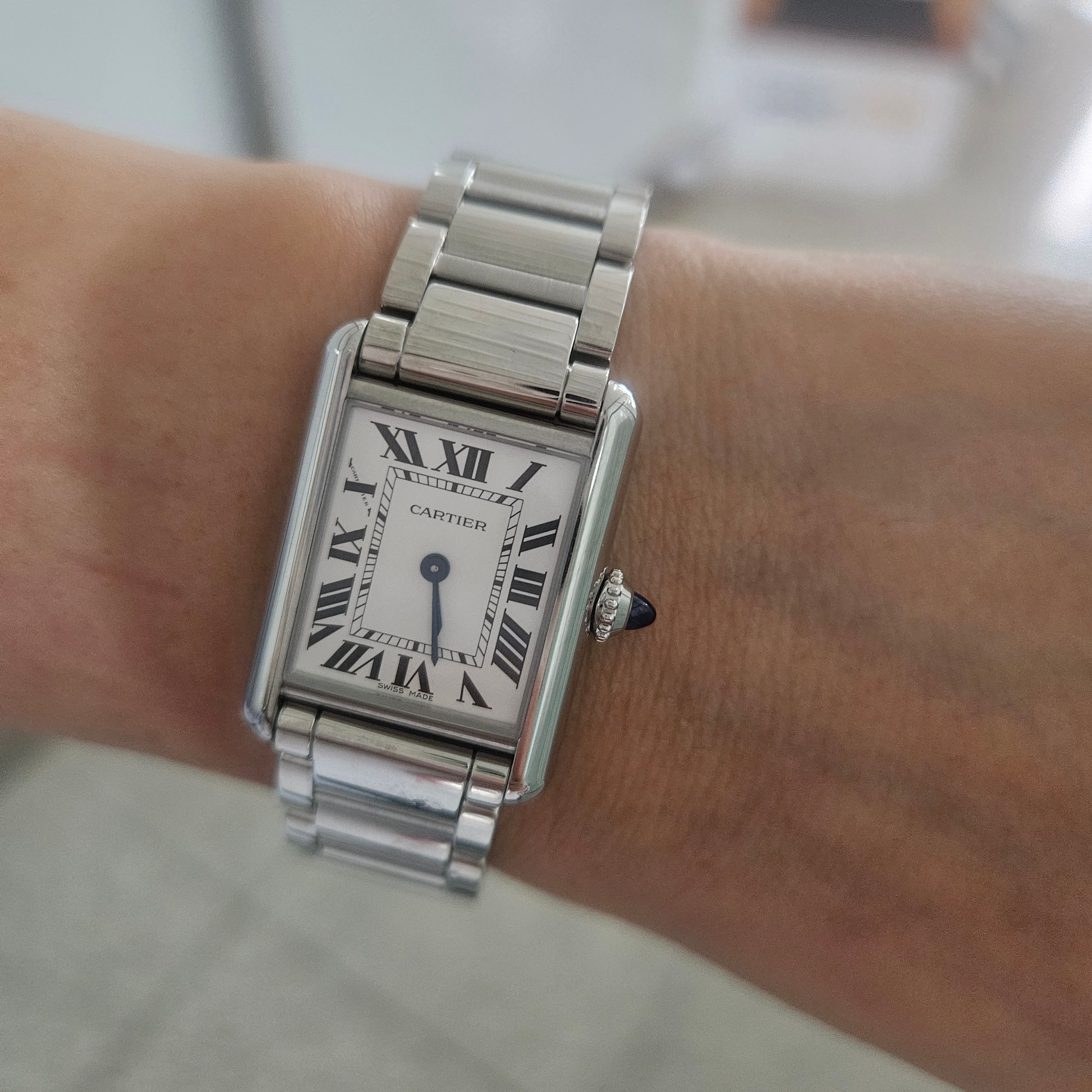 Cartier Tank Must Watch Small Quartz Steel Bracelet Steel 착용 스타일 - 2