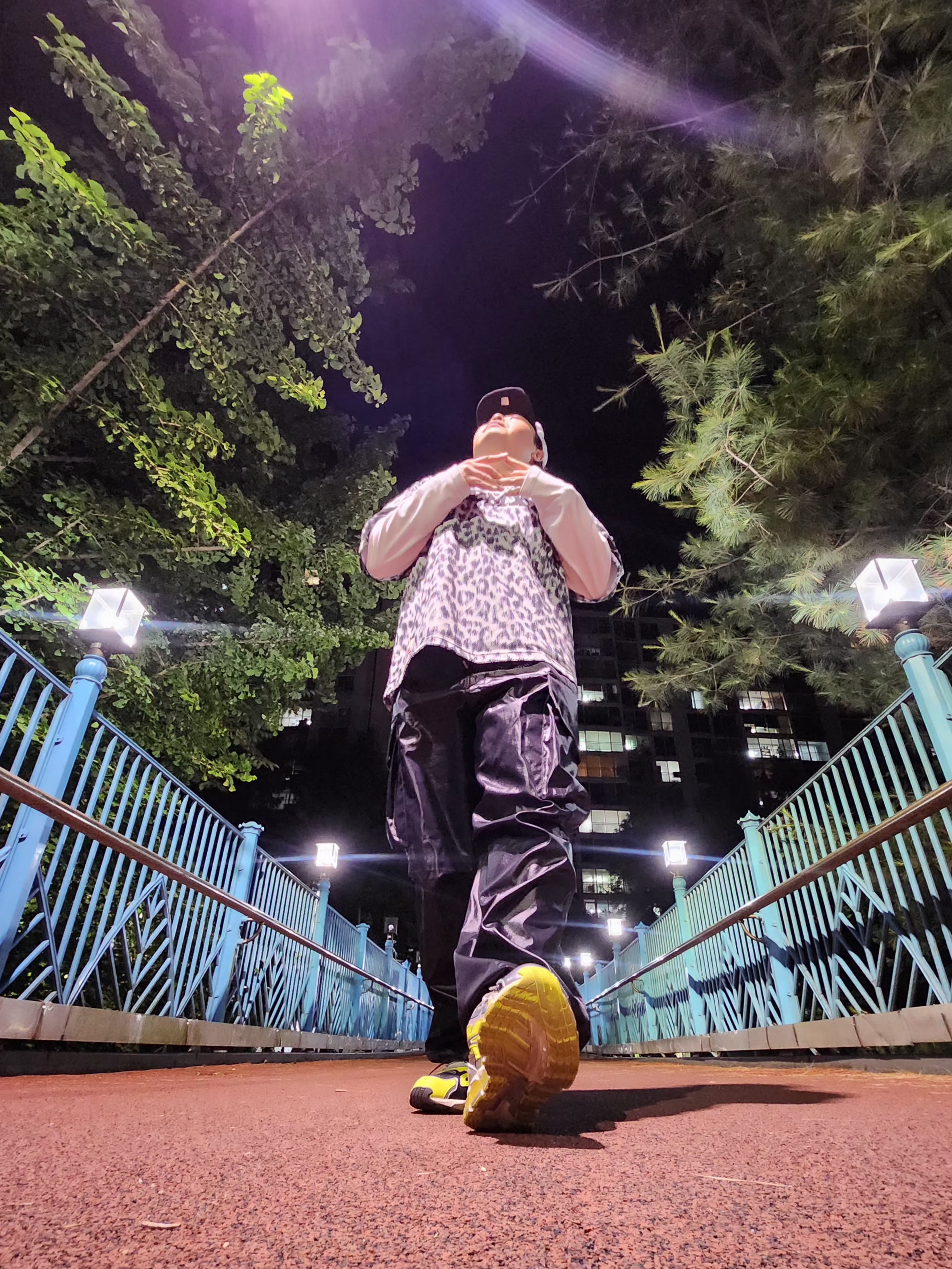 Asics x GmbH Gel-Quantum 360 6 Pure Silver Sour Yuzu 착용 스타일 - 5