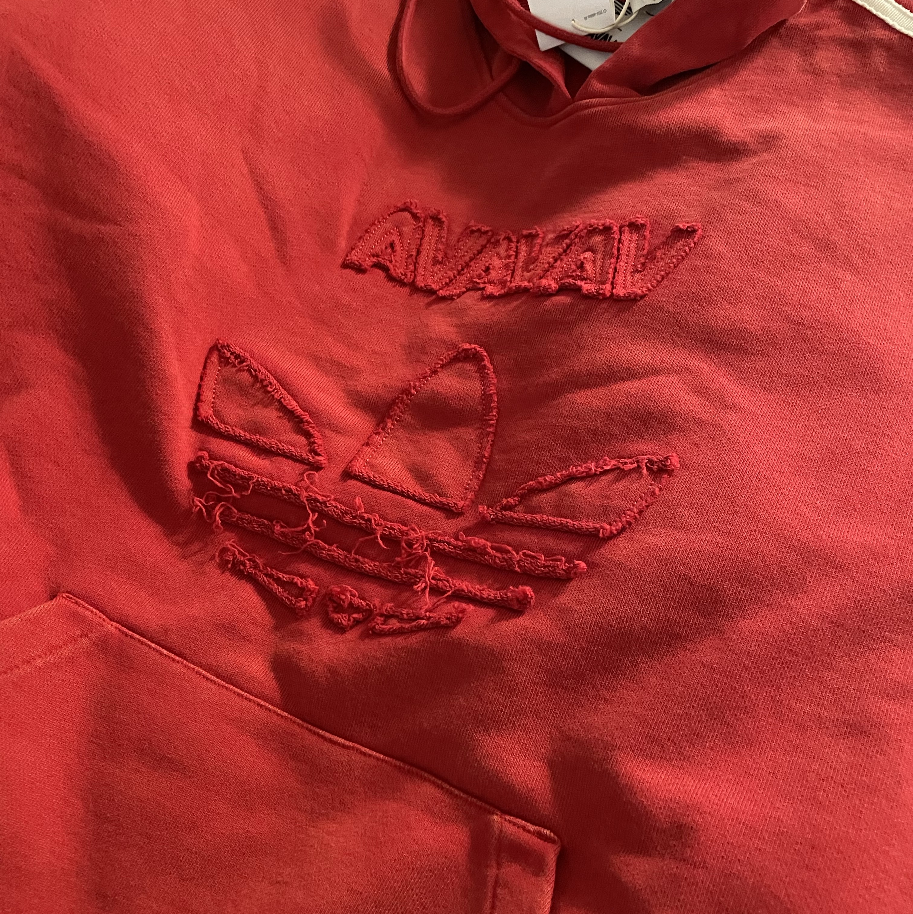 (W) Adidas x Avavav Shoulderless Hoodie Power Red - KR Sizing 착용 스타일 - 3