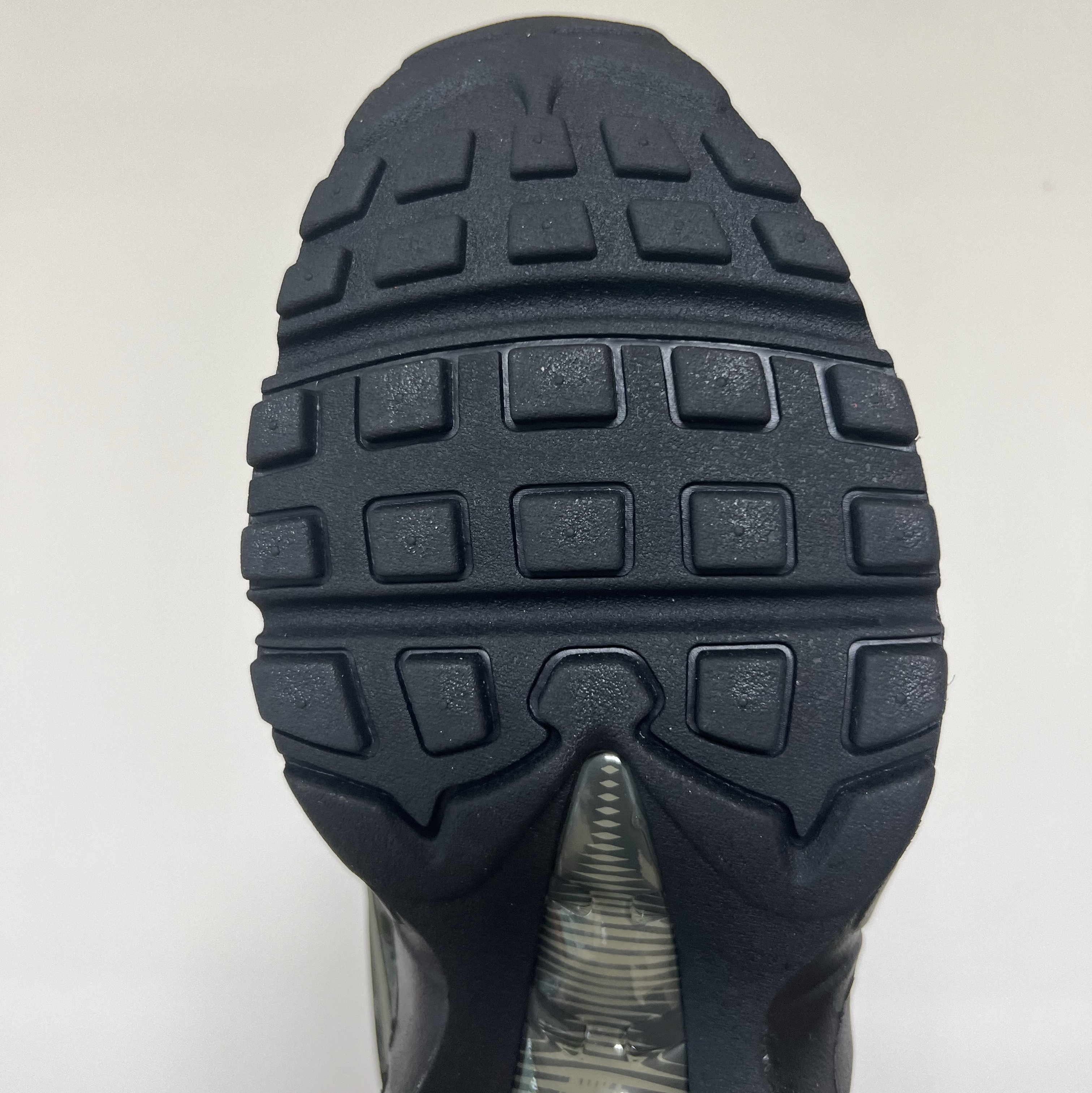 Nike x Worksout Air Max 95 Medium Olive and Sequoia 착용 스타일 - 5