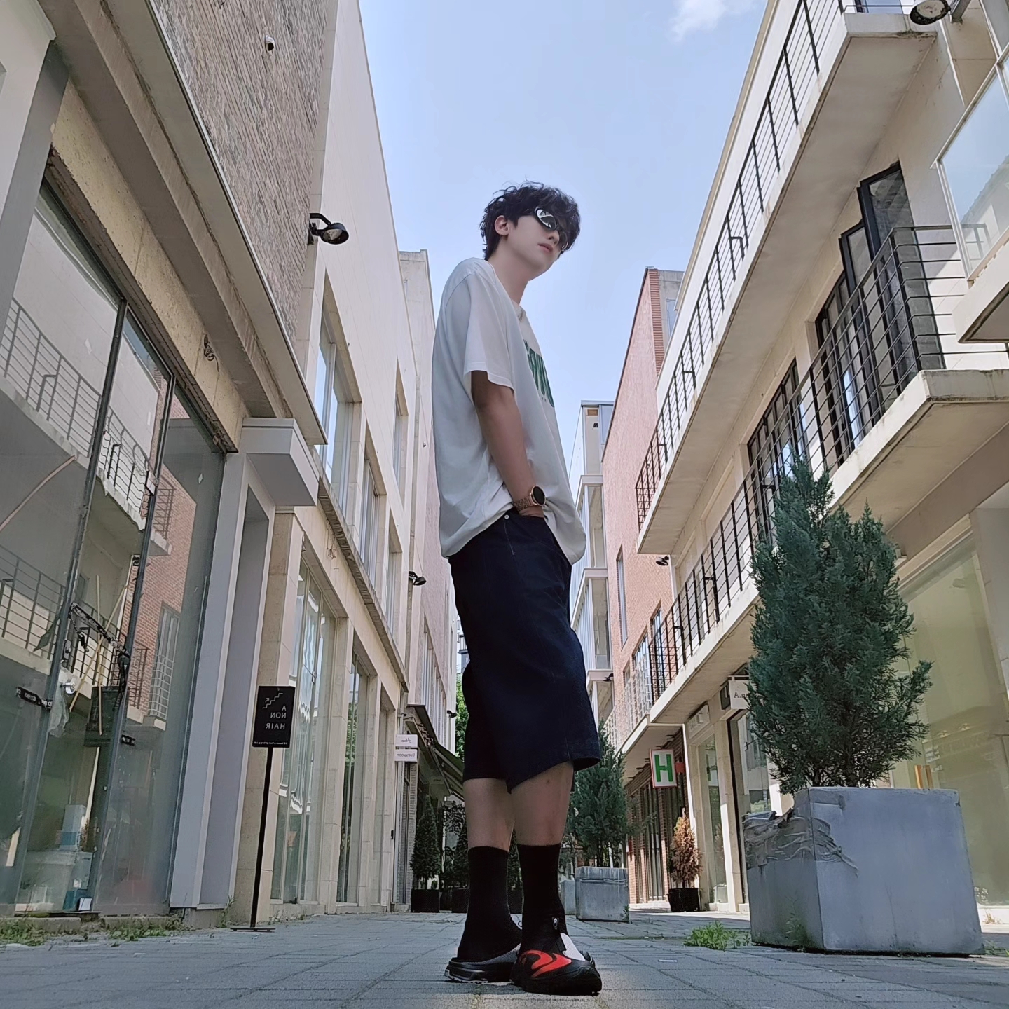 Supreme Flocked Washed S/S Top White - 25SS, Diesel Dx1446 Red Enamel Stainless Steel Chain Necklace Silver 착용 스타일 - 2