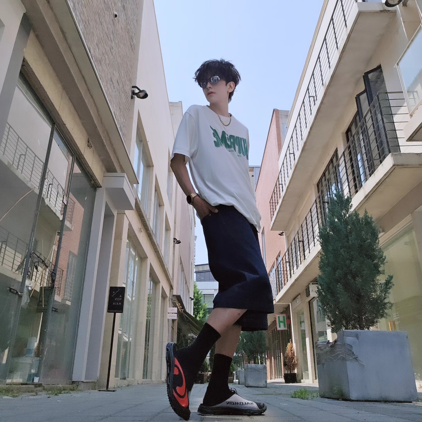 Supreme Flocked Washed S/S Top White - 25SS, Diesel Dx1446 Red Enamel Stainless Steel Chain Necklace Silver 착용 스타일 - 1
