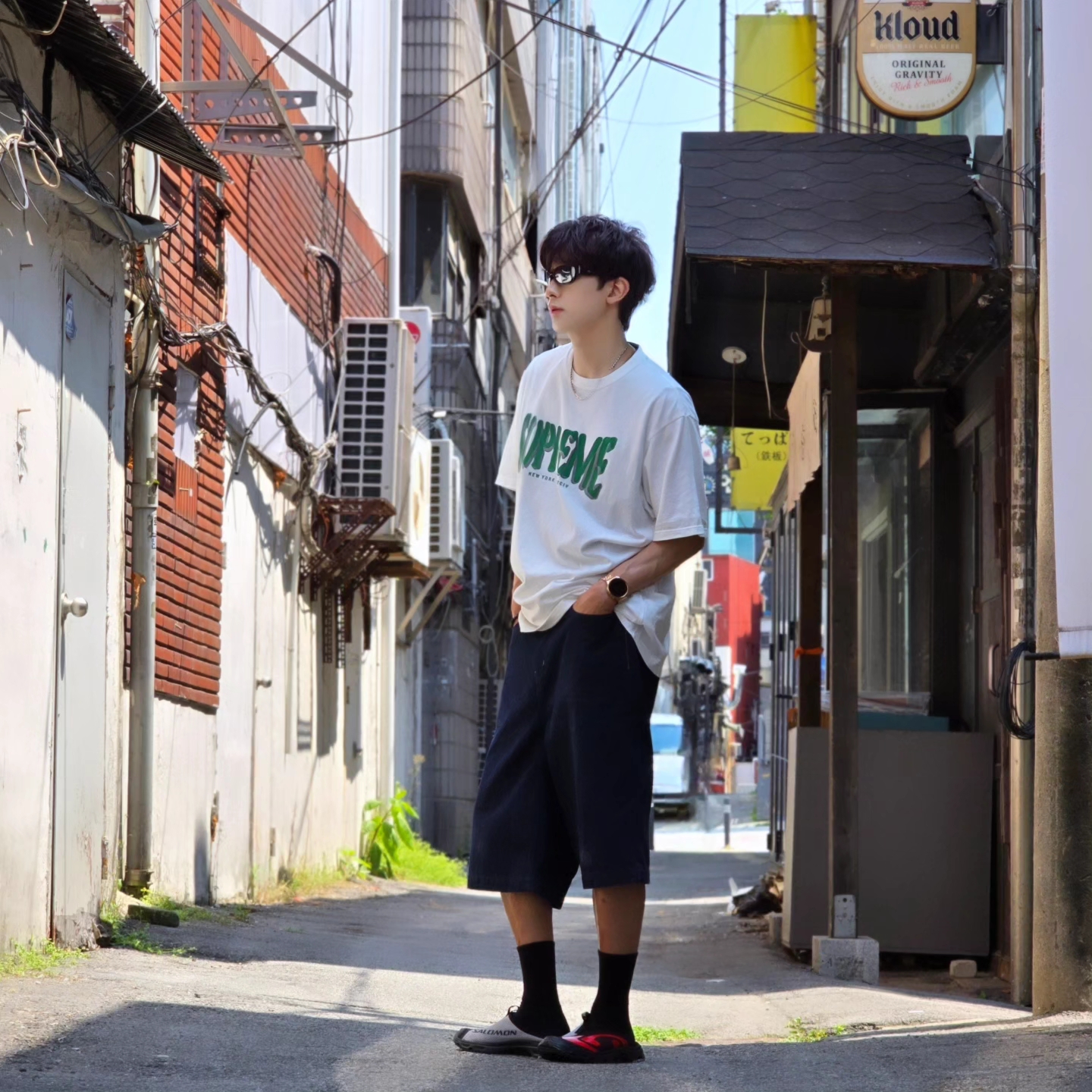 Supreme Flocked Washed S/S Top White - 25SS, Samsung Galaxy Watch6 44mm LTE Silver (Korean Ver.) 착용 스타일 - 4