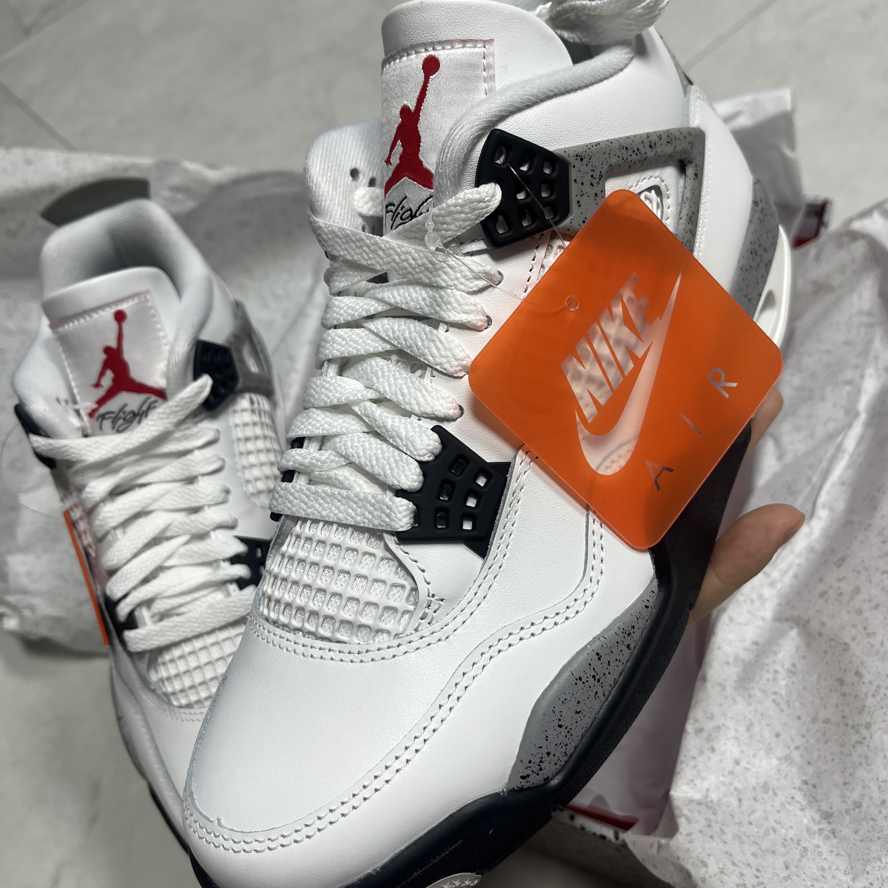 Jordan 4 Retro OG White Cement 2025 착용 스타일