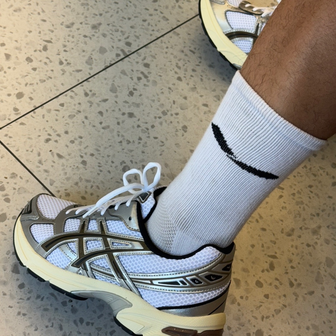 Asics Gel-1130 White Clay Canyon 착용 스타일