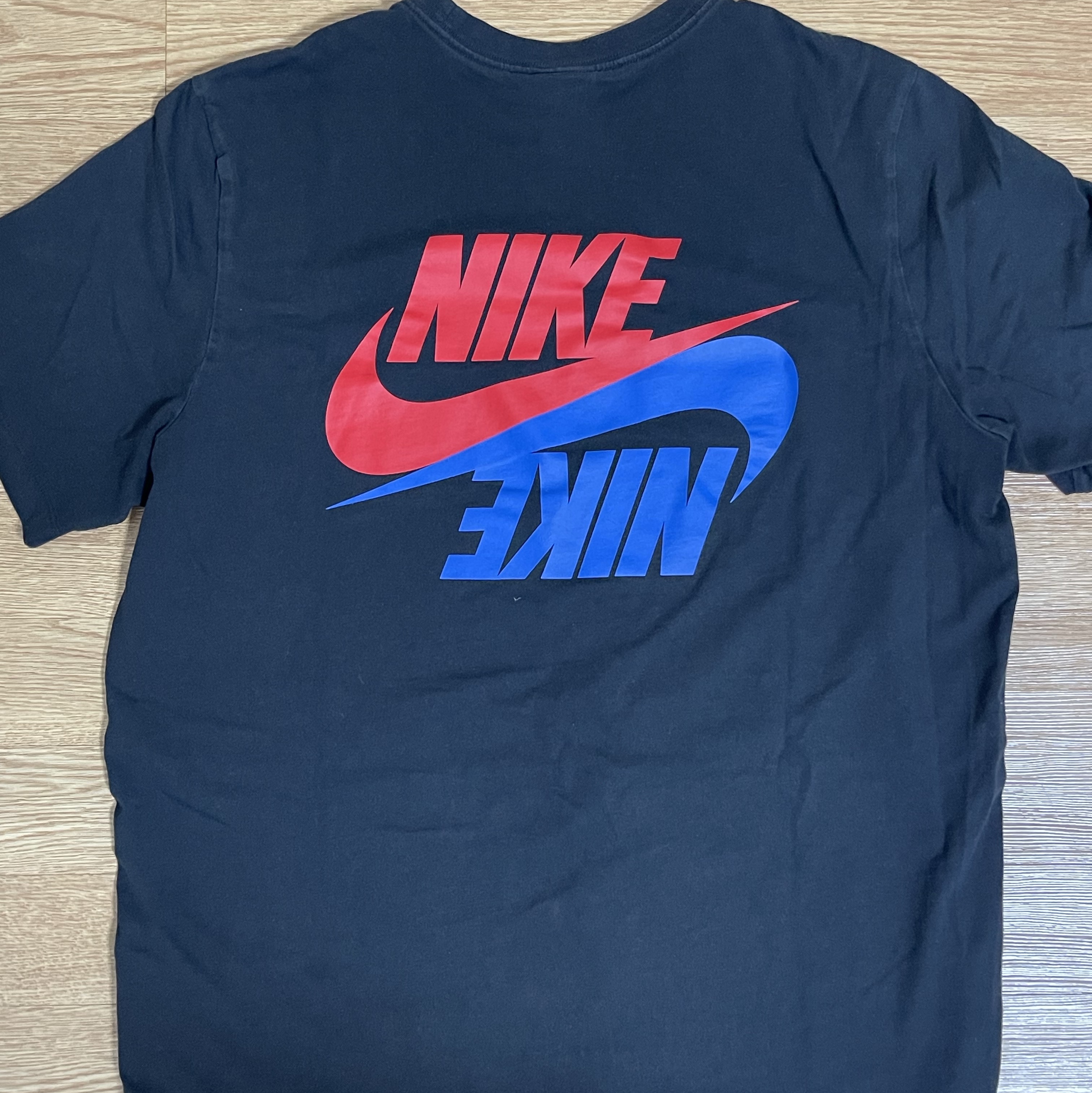 Nike Hangul T-Shirt Black 착용 스타일 - 2