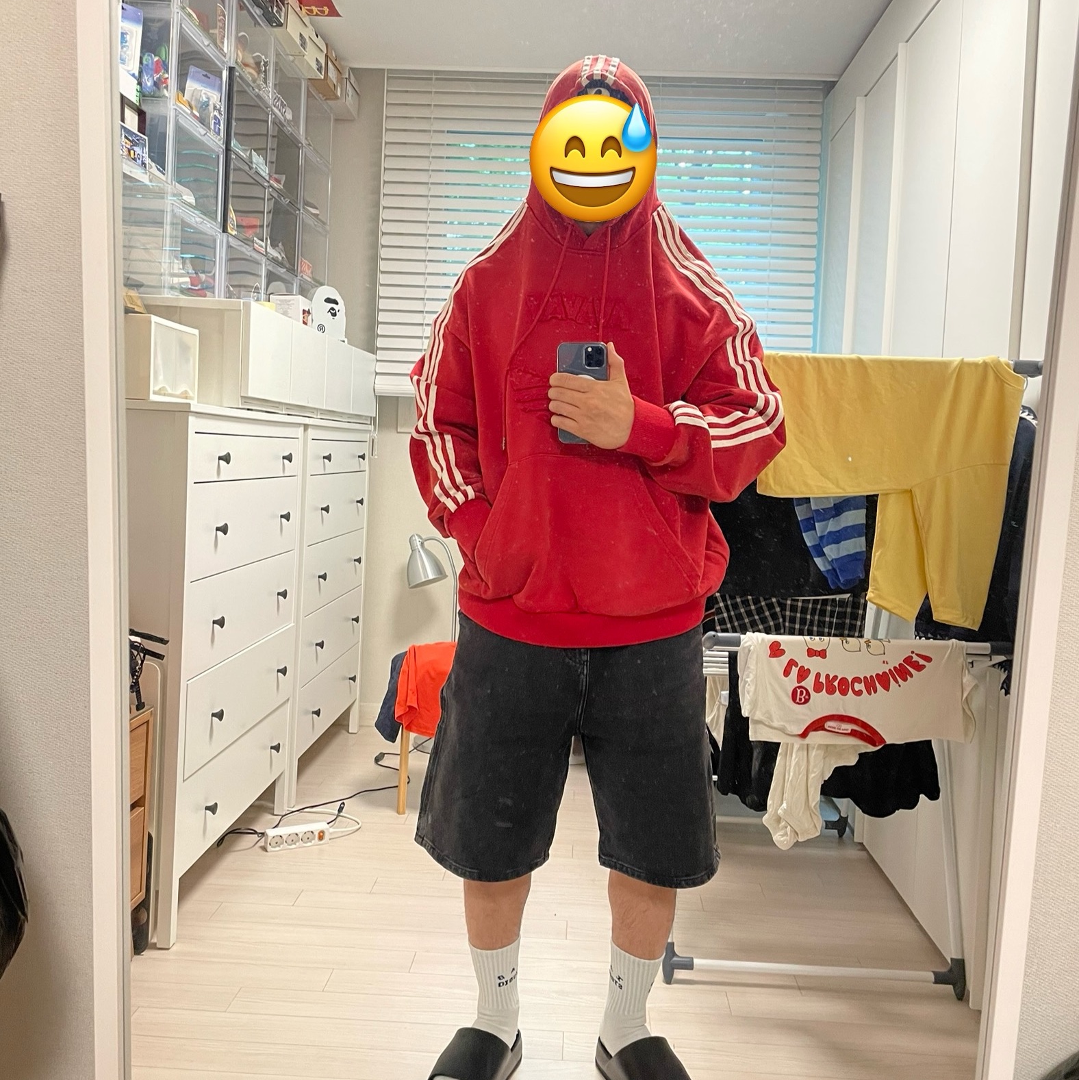 (W) Adidas x Avavav Shoulderless Hoodie Power Red - KR Sizing 착용 스타일 - 1