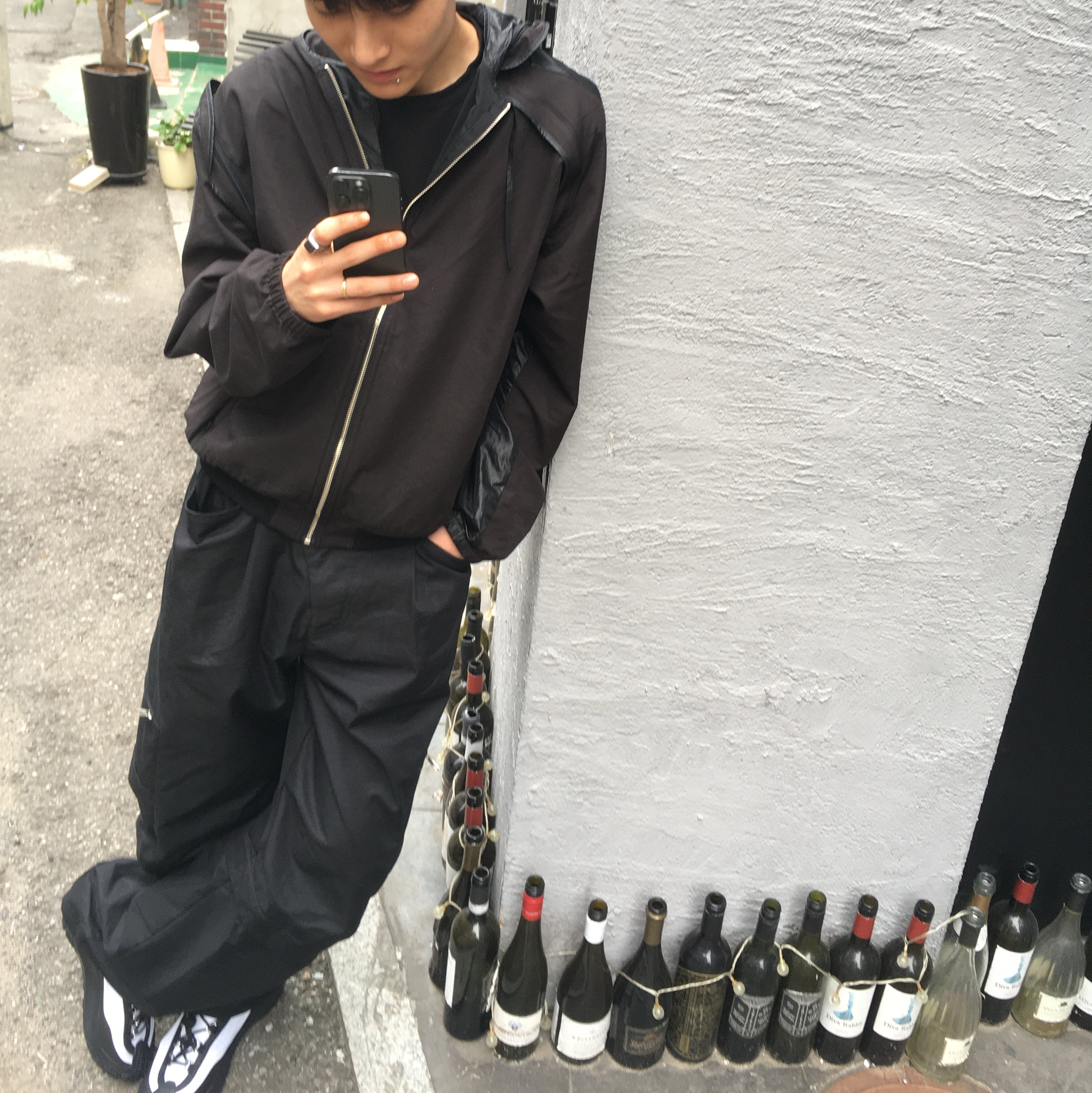 Nike x Comme des Garcons Homme Plus ACG Mountain Fly 2 Low Black White, Cost Per Kilo Moduler Cargo Pants Black 착용 스타일 - 2