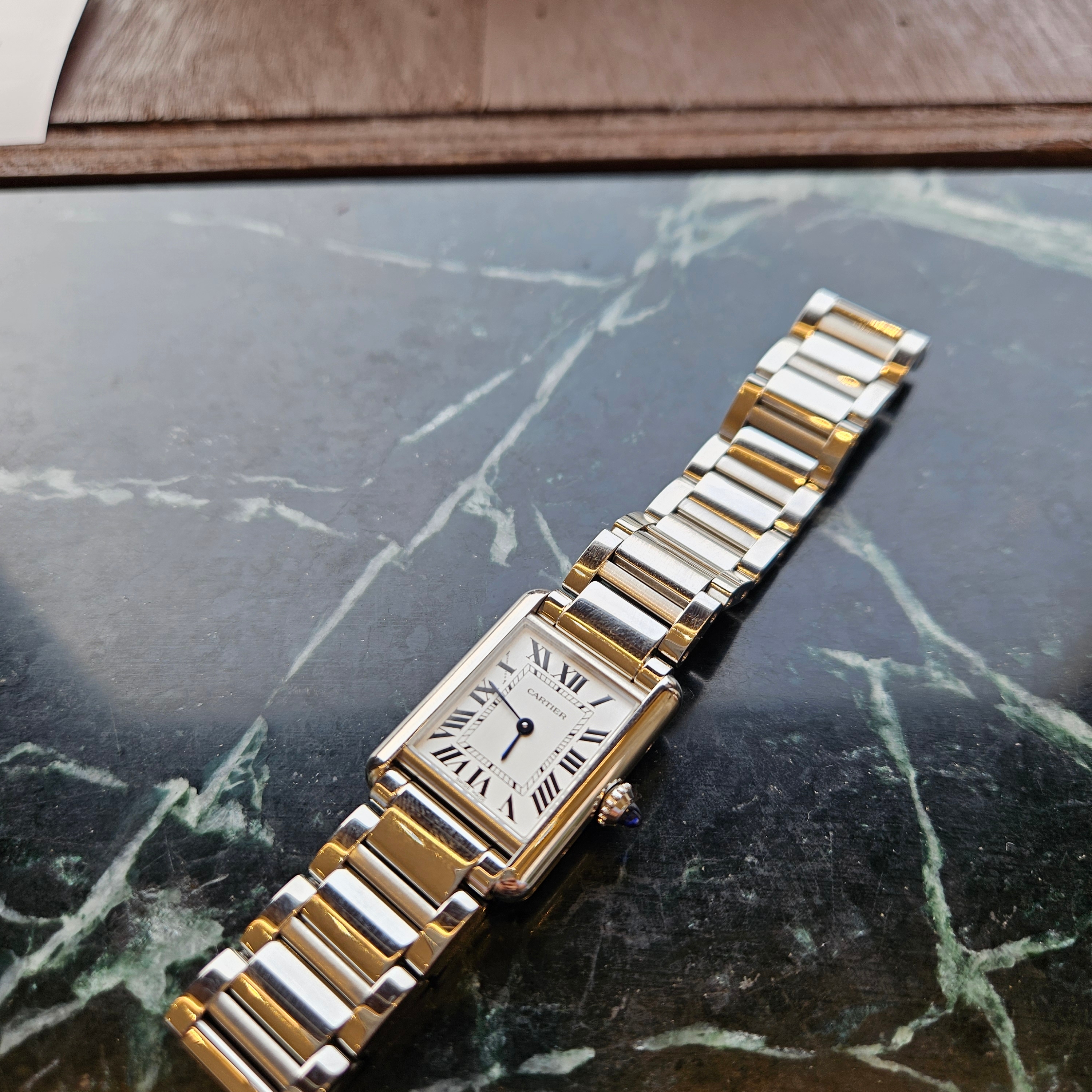 Cartier Tank Must Watch Small Quartz Steel Bracelet Steel 착용 스타일 - 3