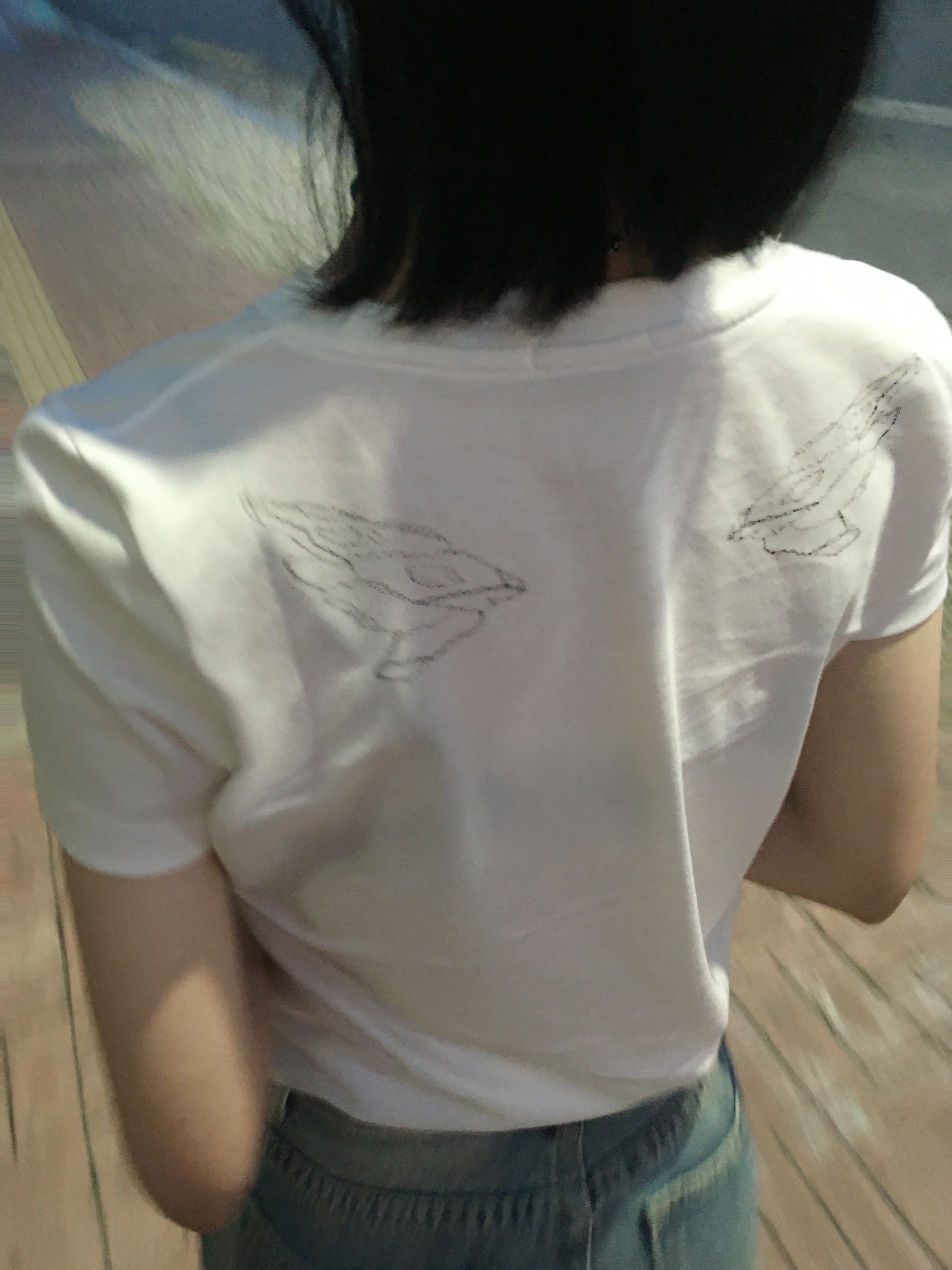 [KREAM 단독] Miuki Kiel Back Wing T-shirt White (Slimfit), [KREAM 단독] Miuki Kiel Back Wing T-shirt White (Overfit) 착용 스타일 - 2