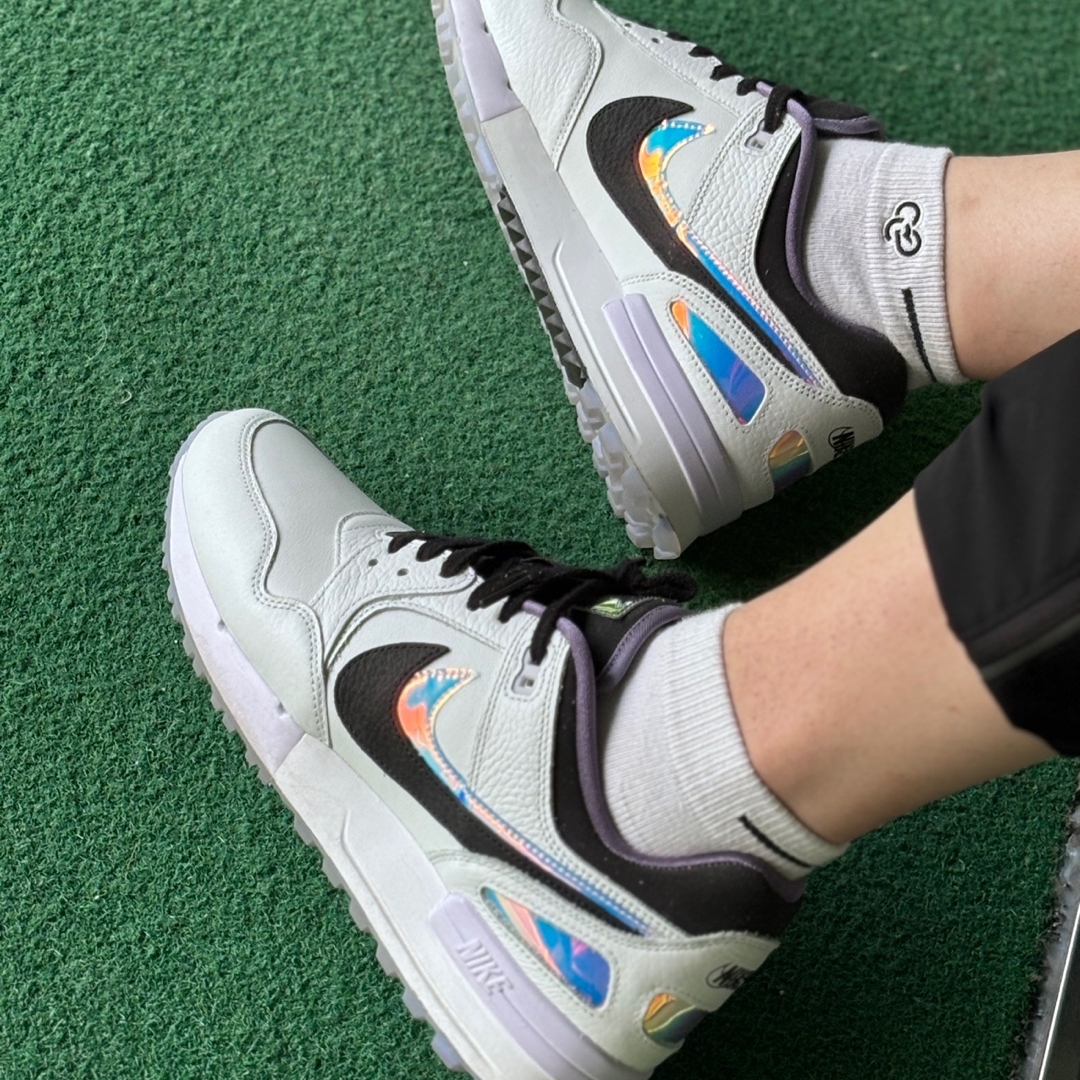 Nike Air Pegasus 89 Golf NRG Summit White Barely Grape 착용 스타일 - 1