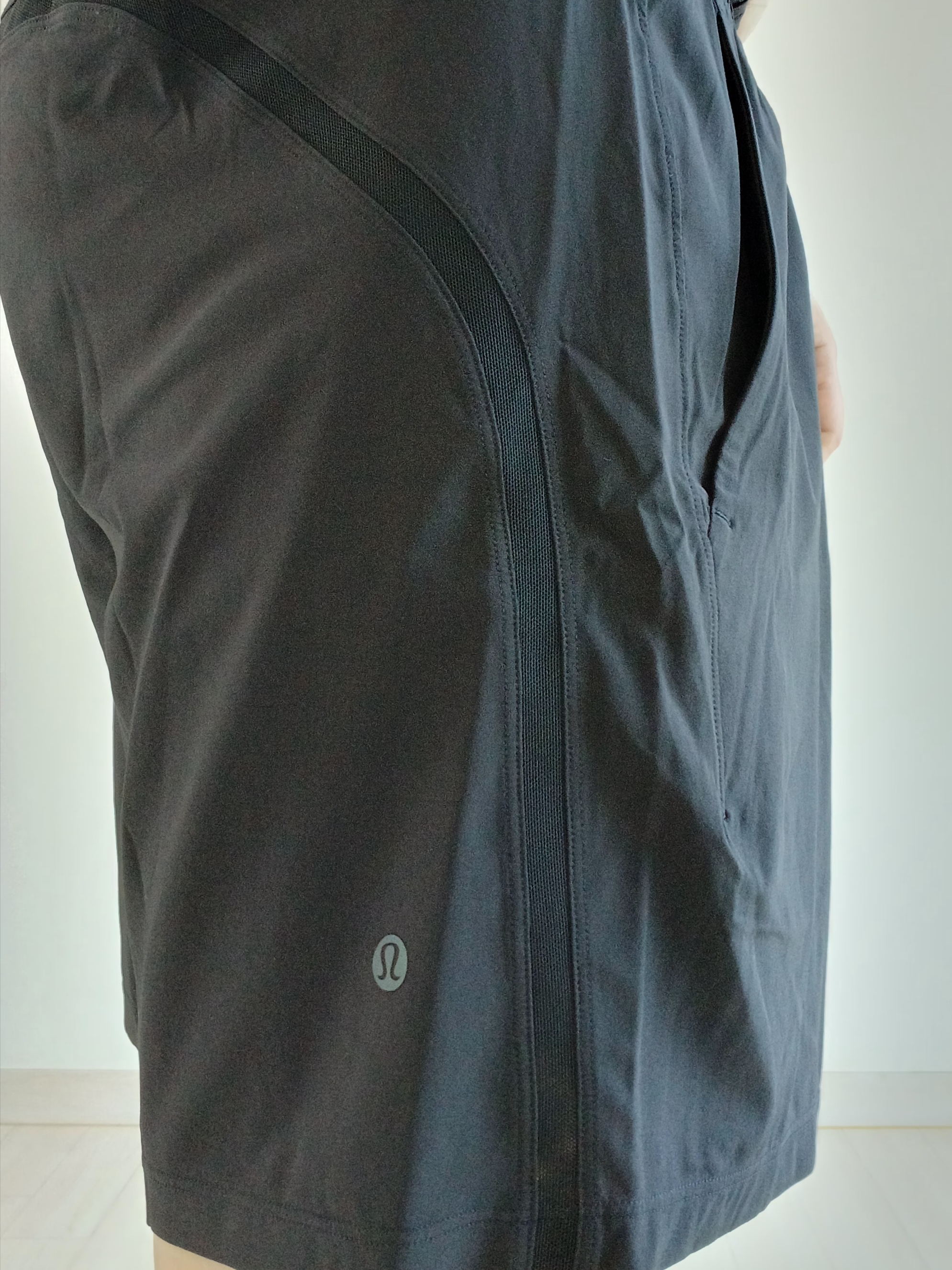 Arc'teryx Motus Arcword Crew SS T-Shirt Stone Green Heather 착용 스타일 - 5
