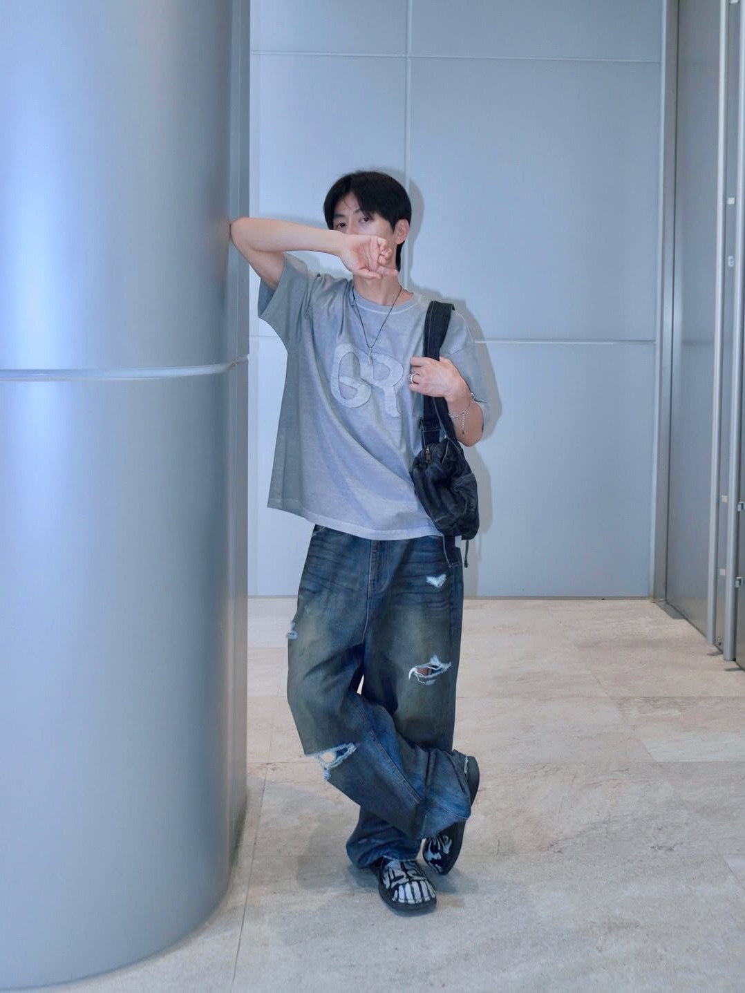 GRAILZ Gr Applique T-Shirts Grey 착용 스타일 - 3