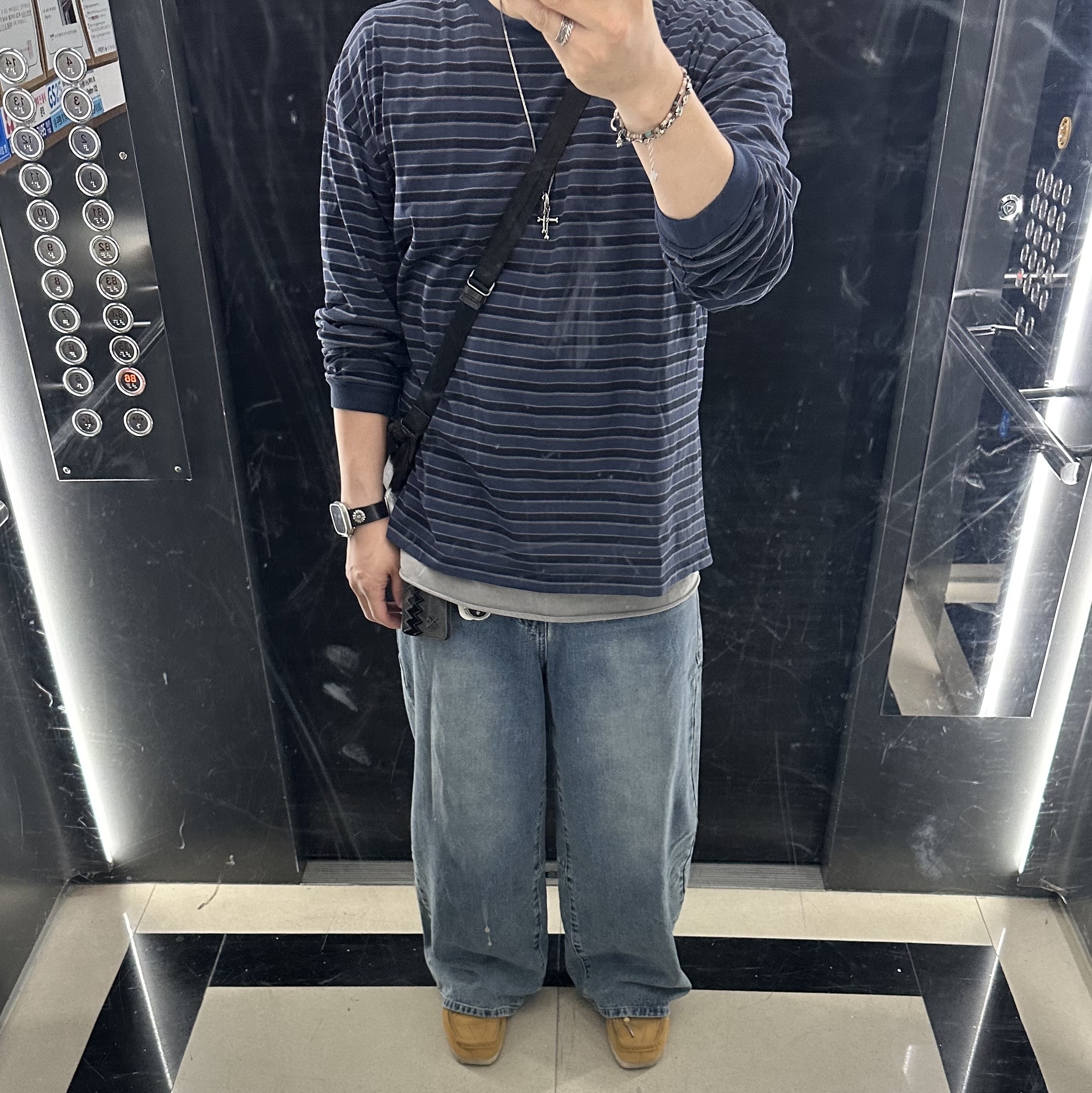 Polyteru Gosima Denim Pants Washed Blue, [프리오더] Polyteru Wallabee Shoes Star Camel 착용 스타일