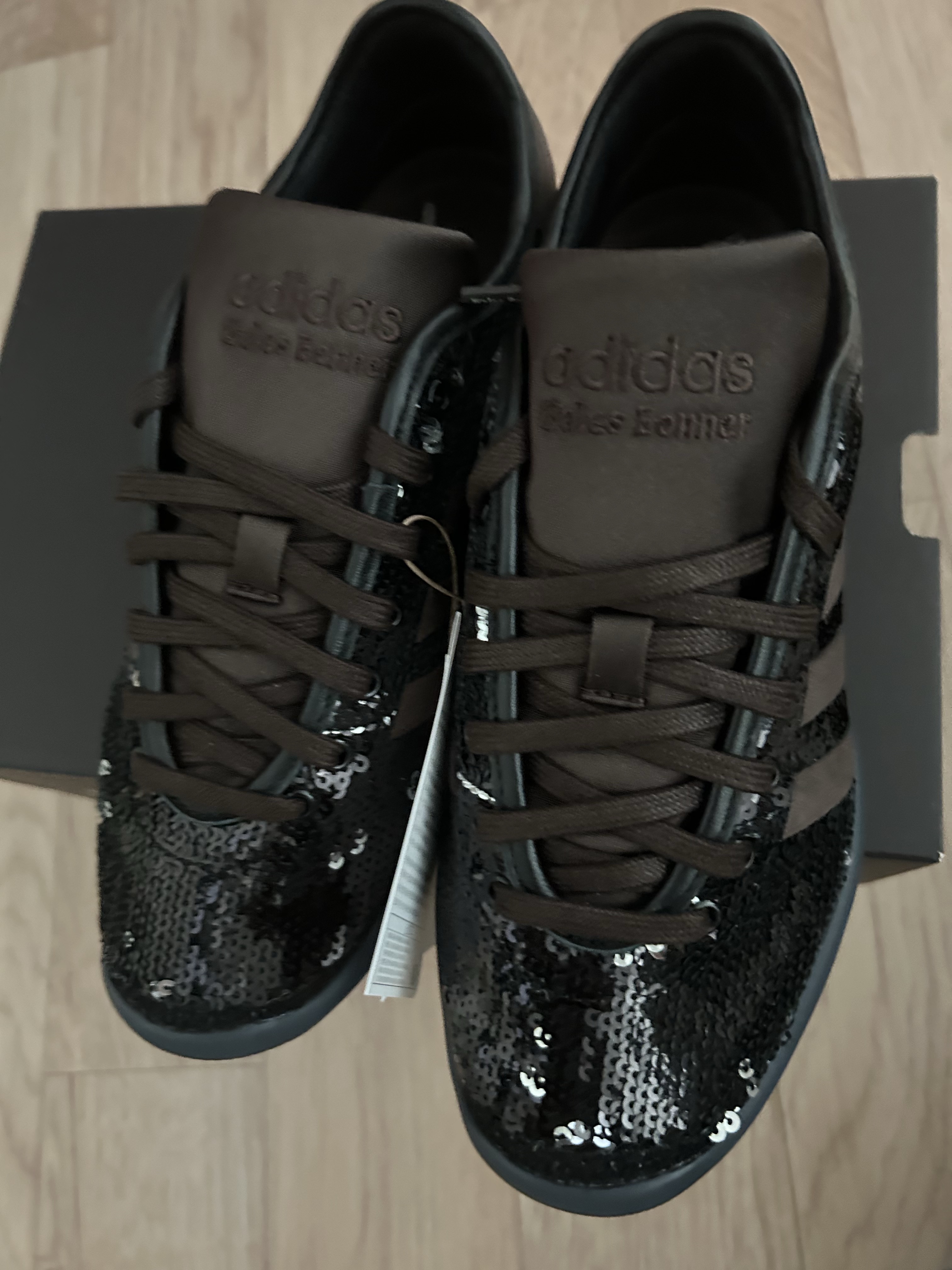 Adidas x Wales Bonner Karintha Sequin Black Silver 착용 스타일