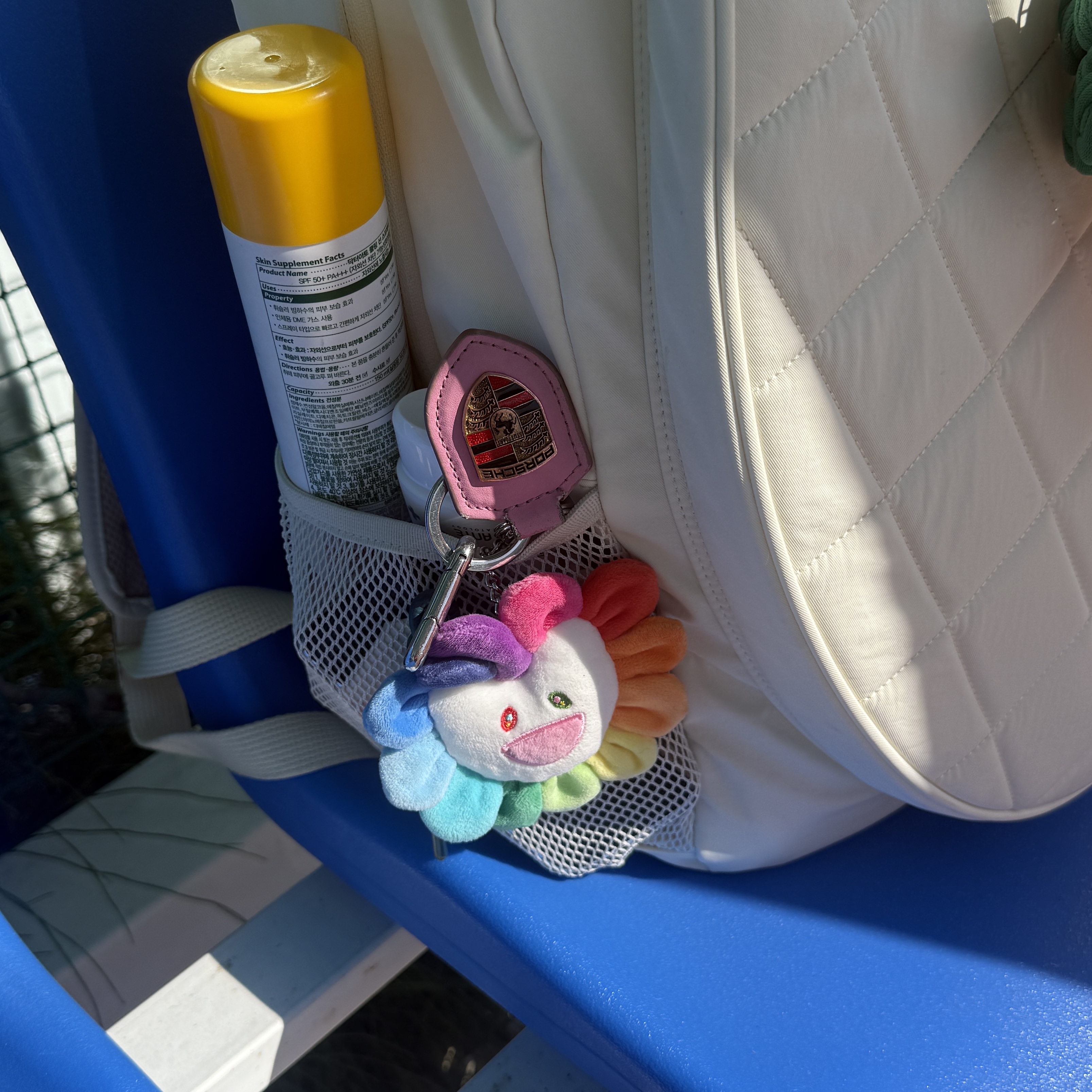 NewJeans x Murakami Plush Keyring Flower 착용 스타일