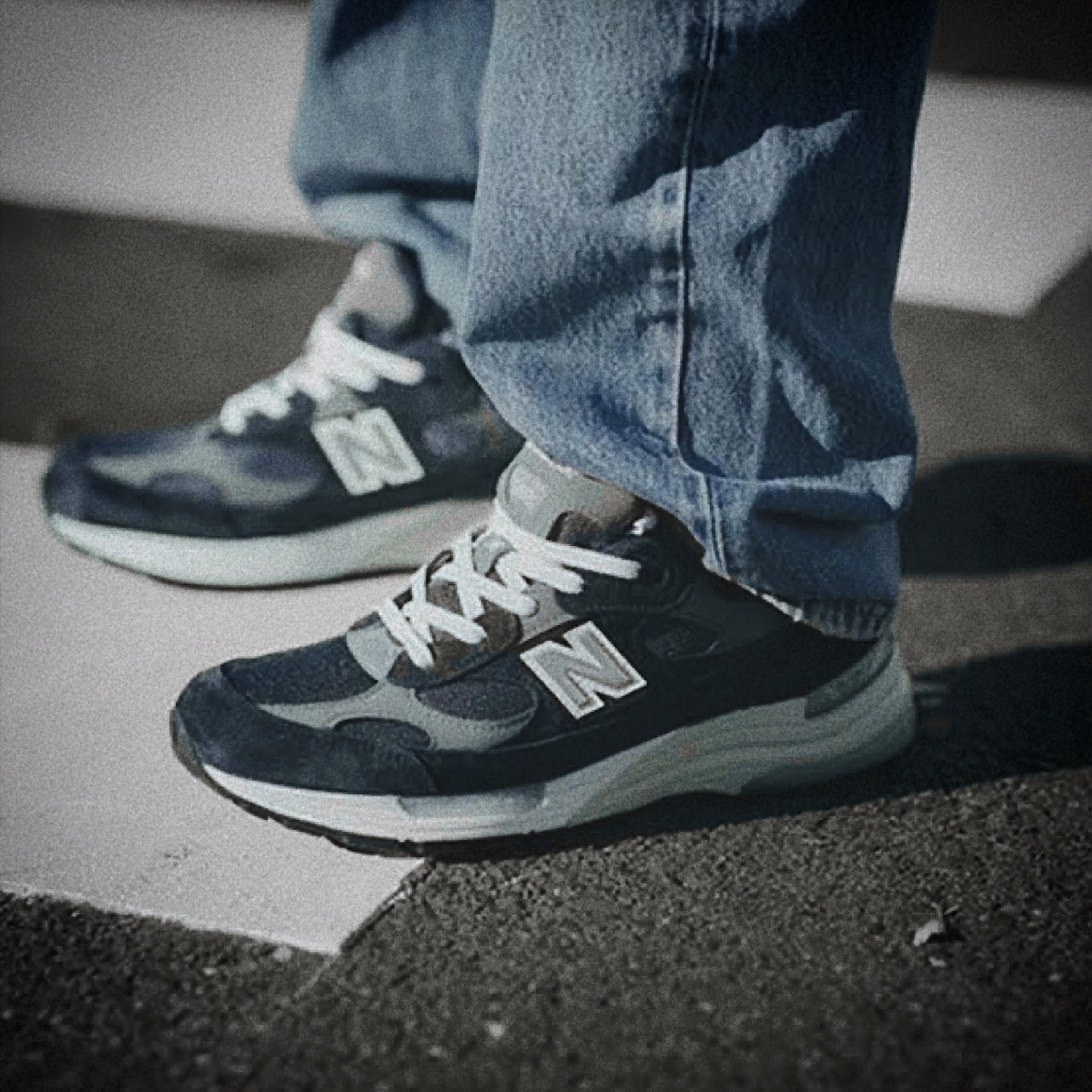 New Balance 992 Made in USA Core Navy 착용 스타일