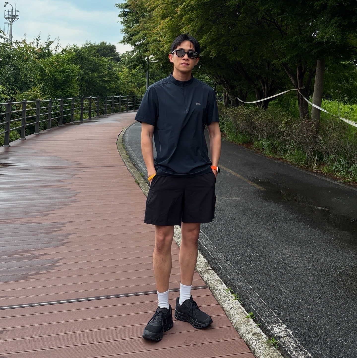 Lululemon Pace Breaker Linerless Shorts 7 Inch Black, On Running Cloudmonster Void Black 착용 스타일 - 2