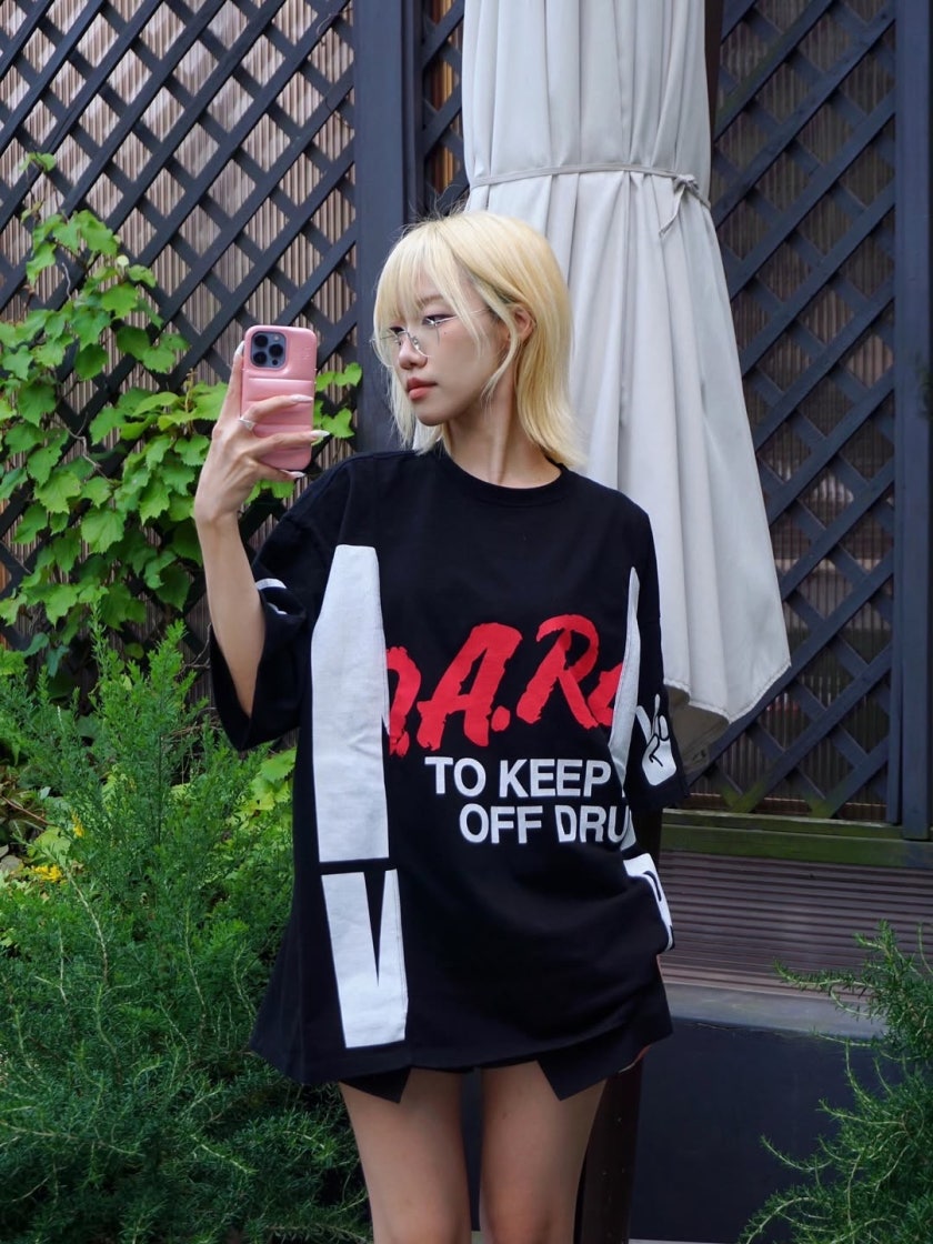 【SCHISM INDUCING】 FAKE REWORKED T SHIRT ★韓国の大人気 Schism Inducing Fake STYLE | KREAM