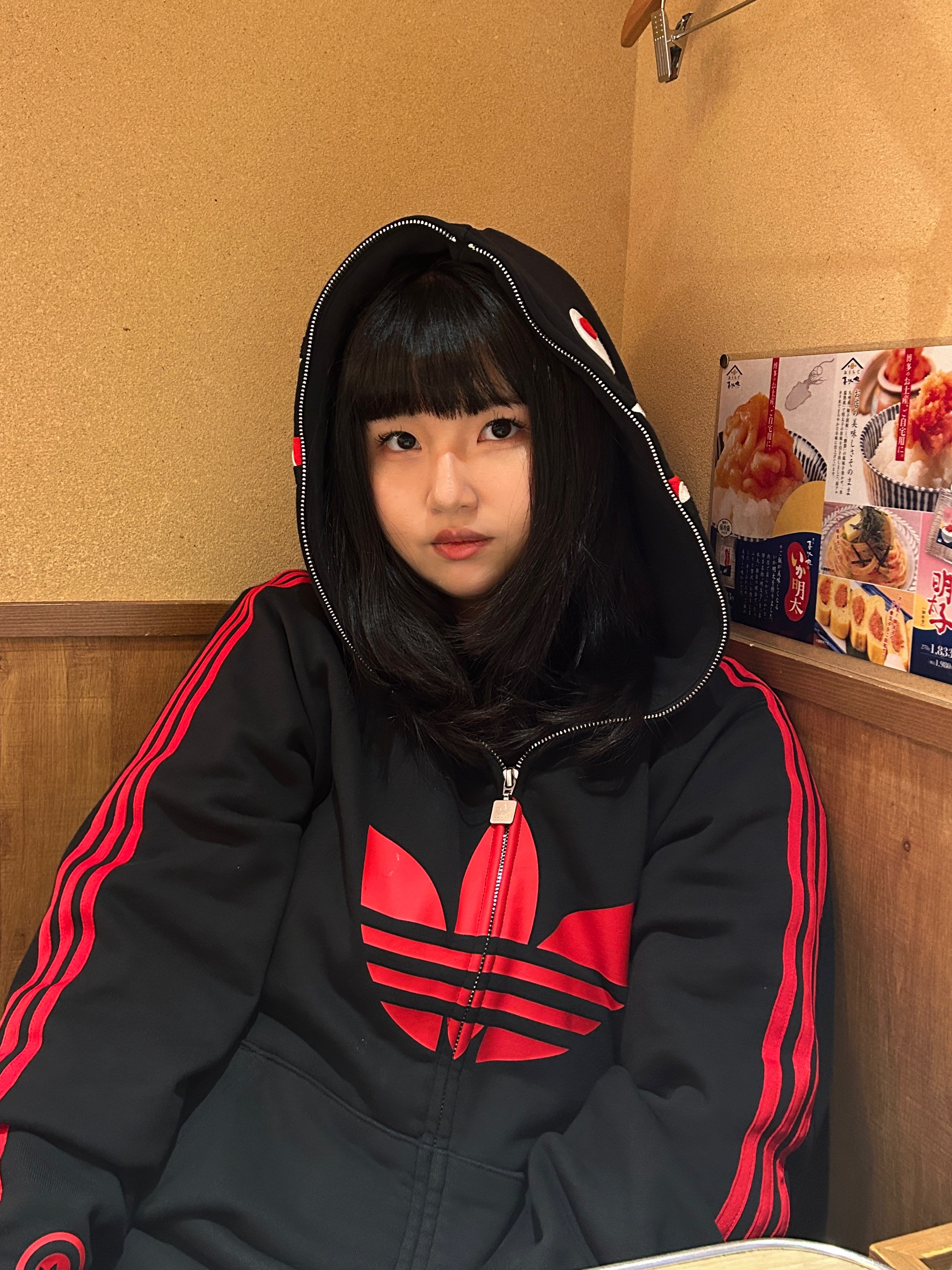 Adidas x BAPE Ultimate Shark Hoodie Black - US Sizing, Adidas x BAPE Ultimate Shark Hoodie Black - KR Sizing 착용 스타일 - 1