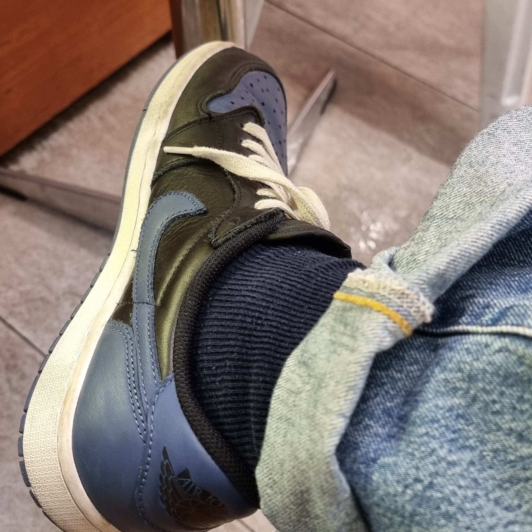 Jordan 1 Retro Low OG Mystic Navy 착용 스타일