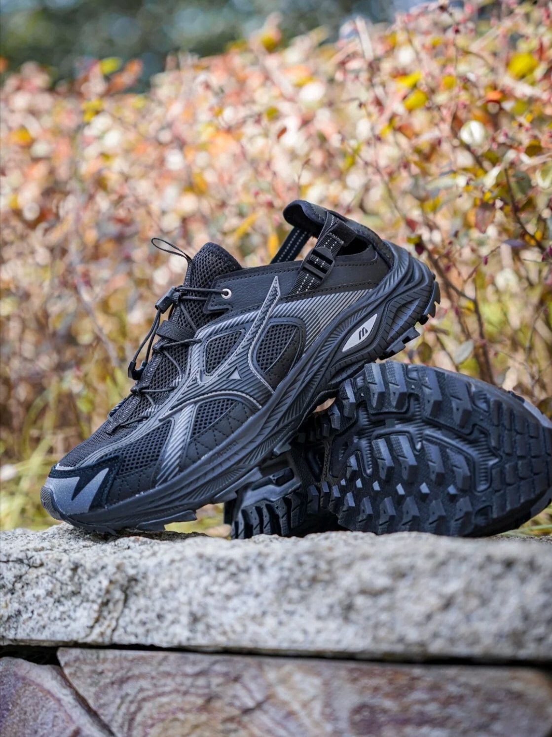 Mizuno Racer Trail SE Black 착용 스타일
