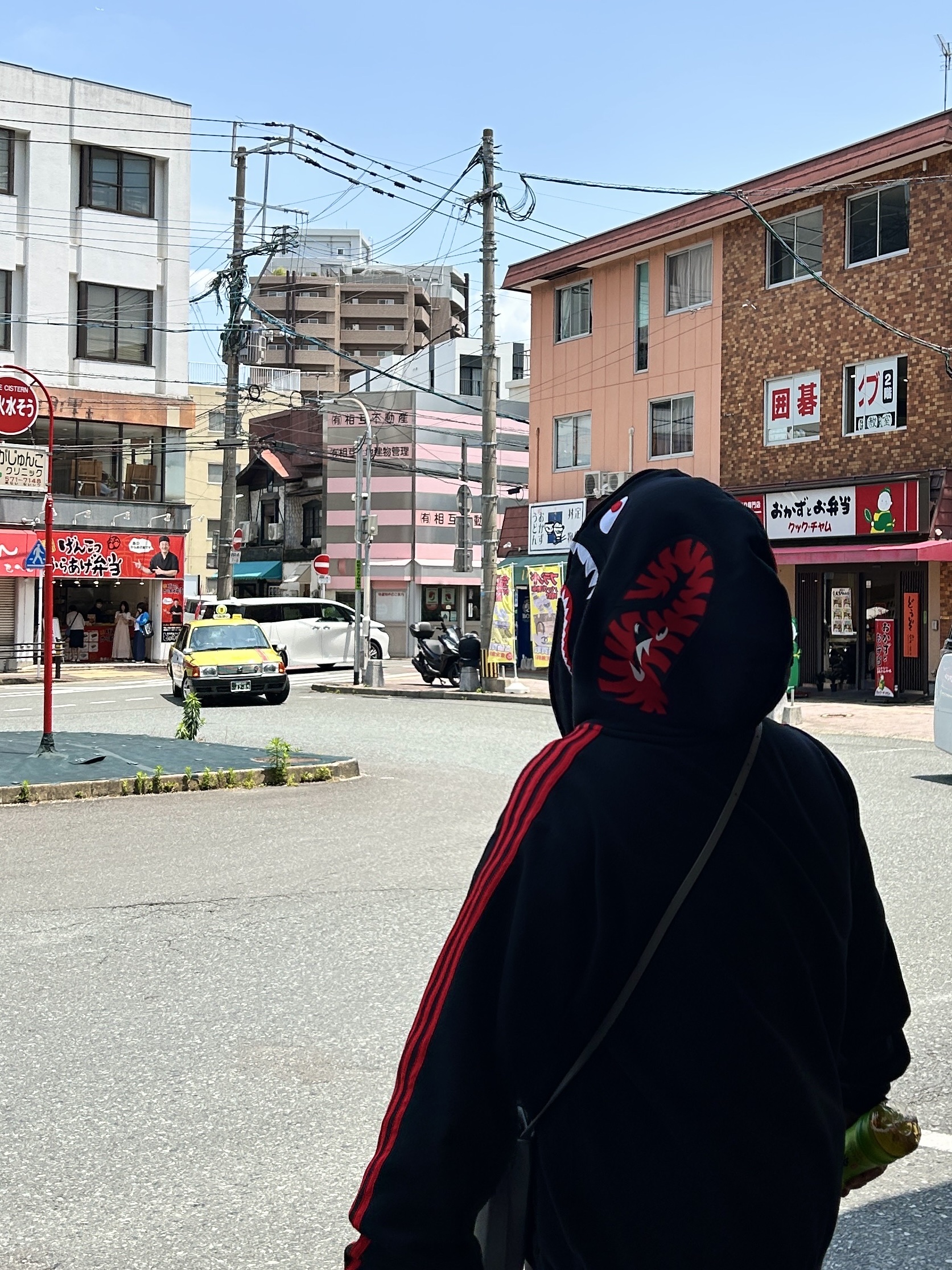 Adidas x BAPE Ultimate Shark Hoodie Black - US Sizing, Adidas x BAPE Ultimate Shark Hoodie Black - KR Sizing 착용 스타일 - 3