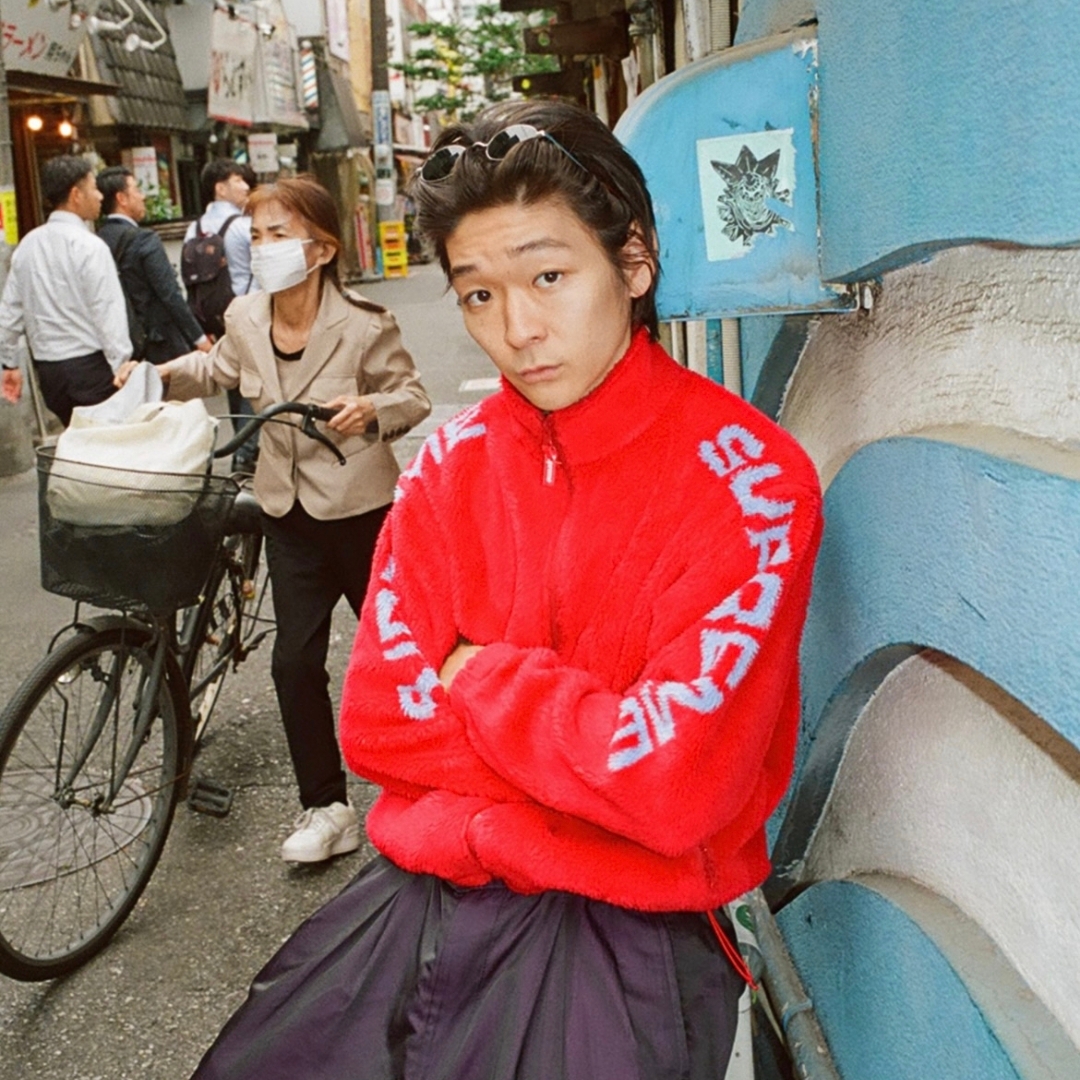 Supreme Shoulder Logo Fleece Jacket Red - 25SS 착용 스타일